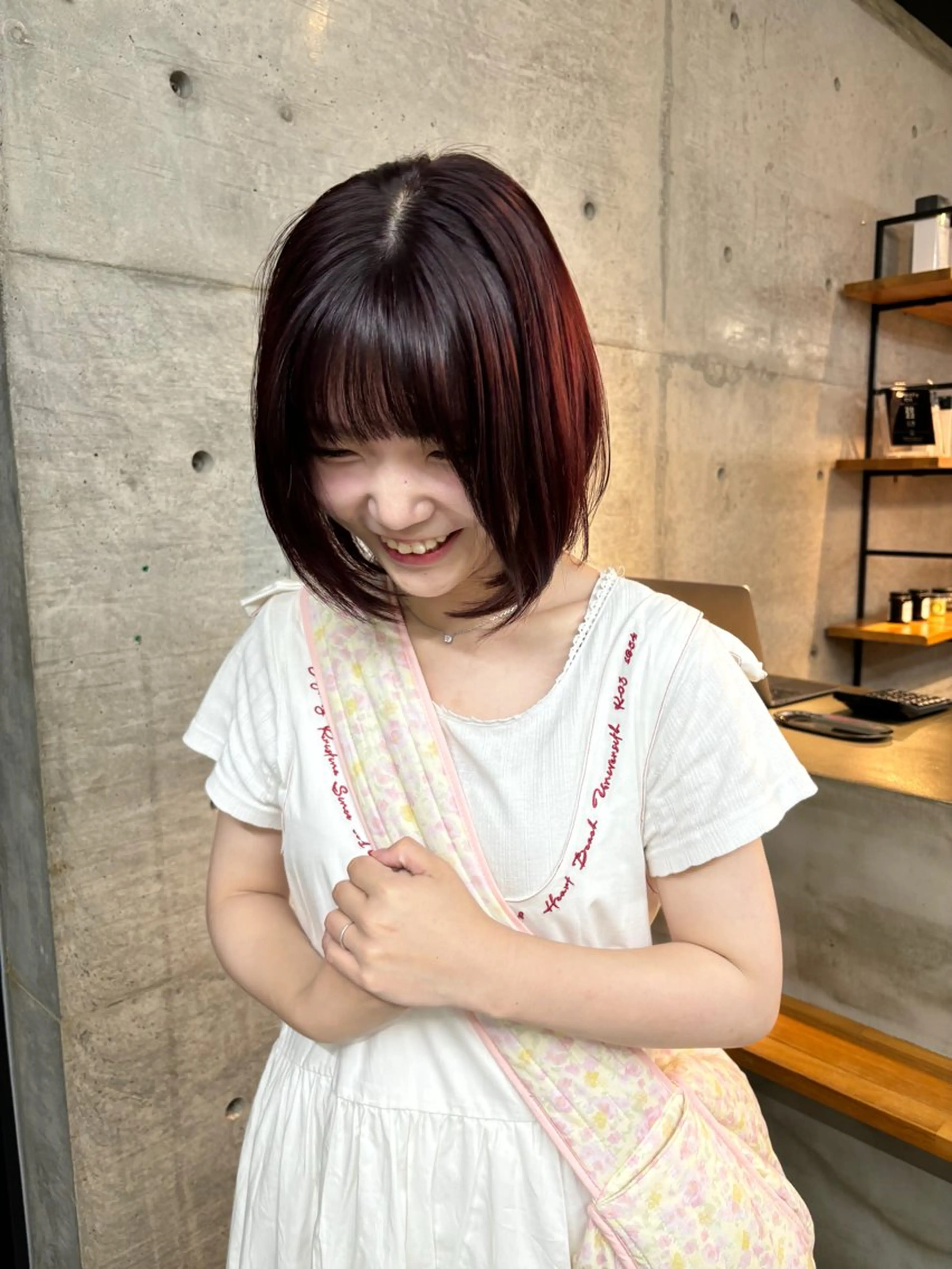 ミディアム カット ヘアカラー son hair所属・葉 /透明感カラーのヘアスタイル