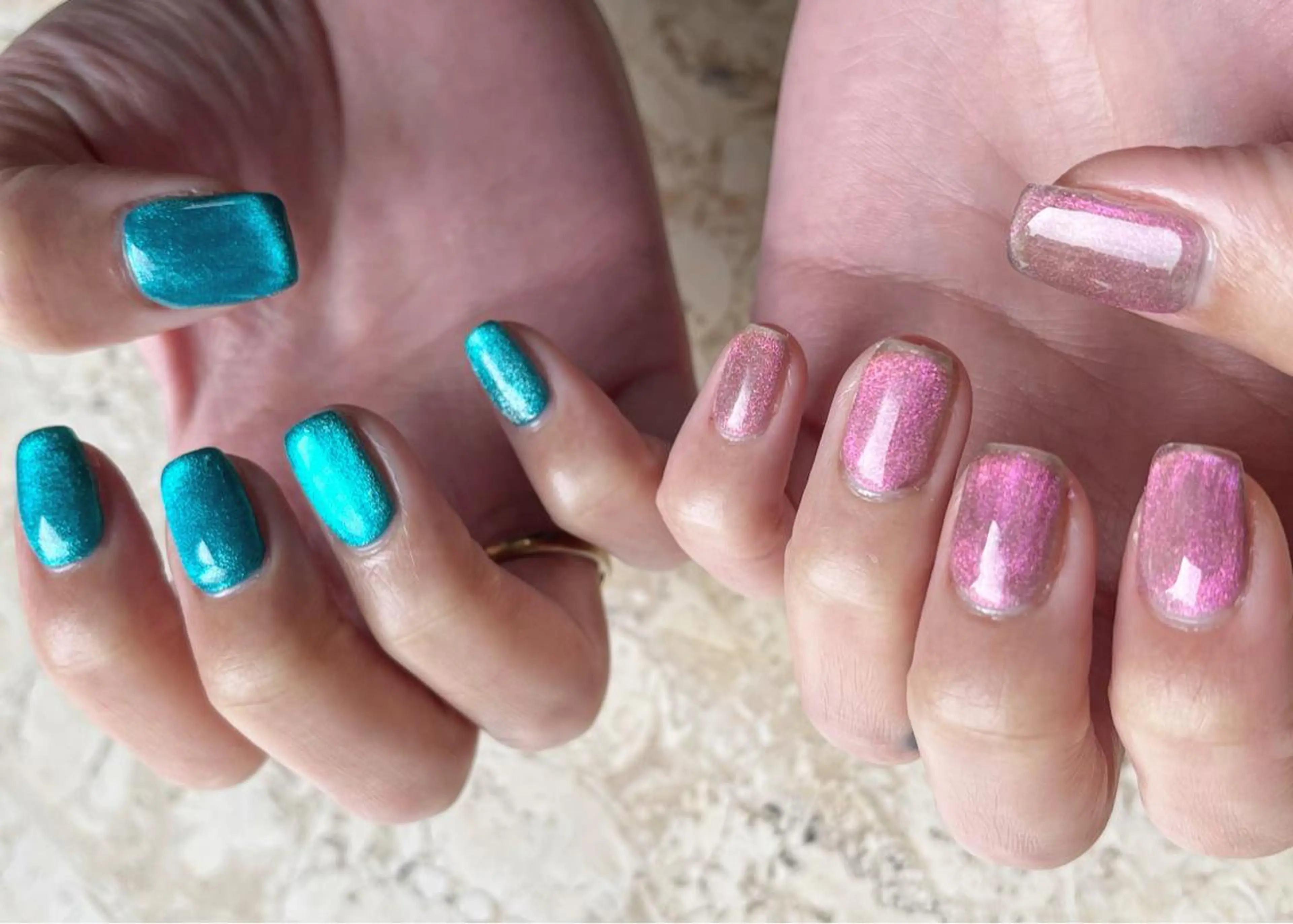 ✨【SNSで話題のトレンド】マグネットネイル🧲　フラッシュネイル📸✨の写真