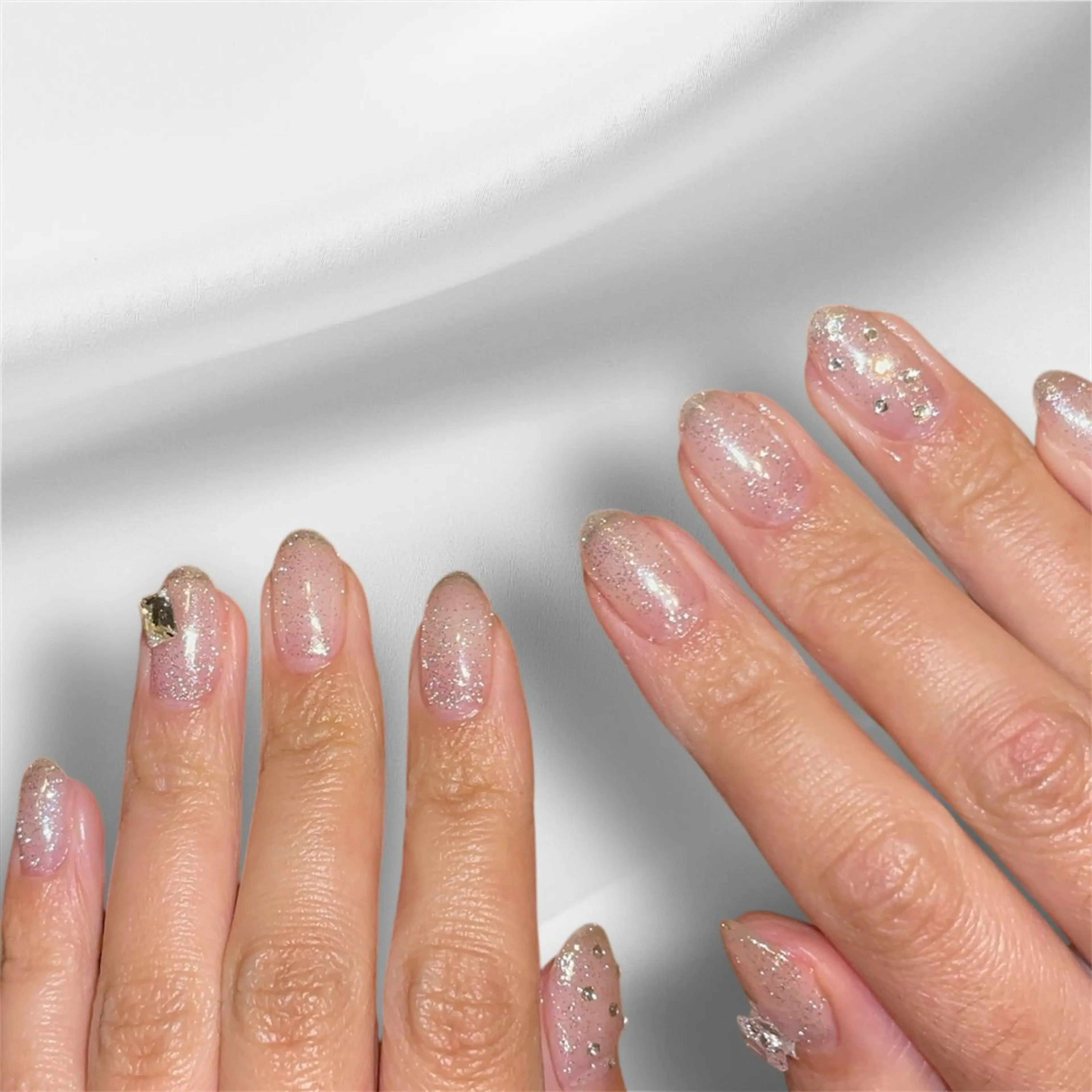 ネイル ハンドネイル gypsofia ジプソフィアのネイルデザイン