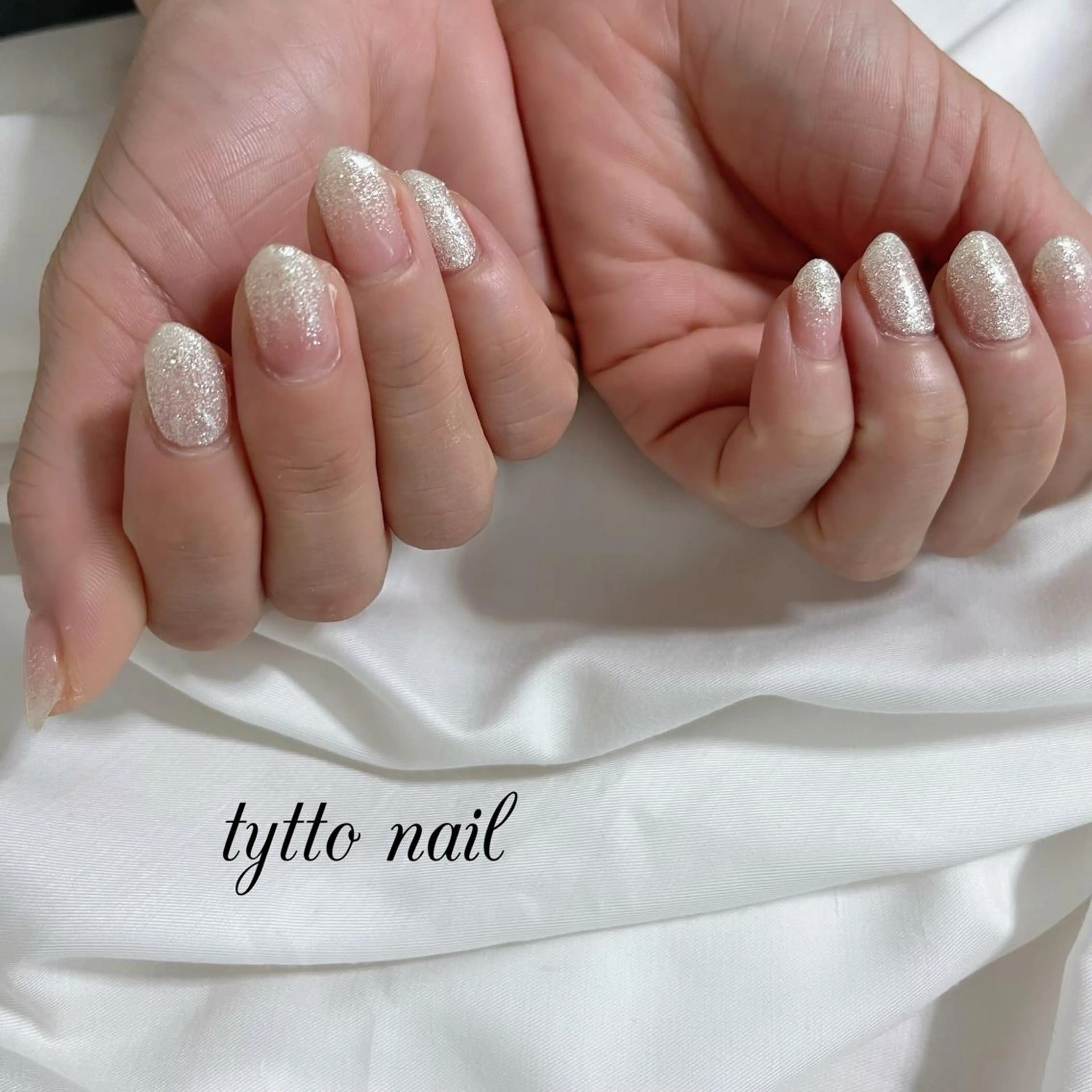 ネイル グラデーション ラメ(グリッター) ラメグラデーション オフィスネイル ワンカラーネイル ハンドネイル tytto nail ❤︎‪‪eri‪‪のネイルデザイン