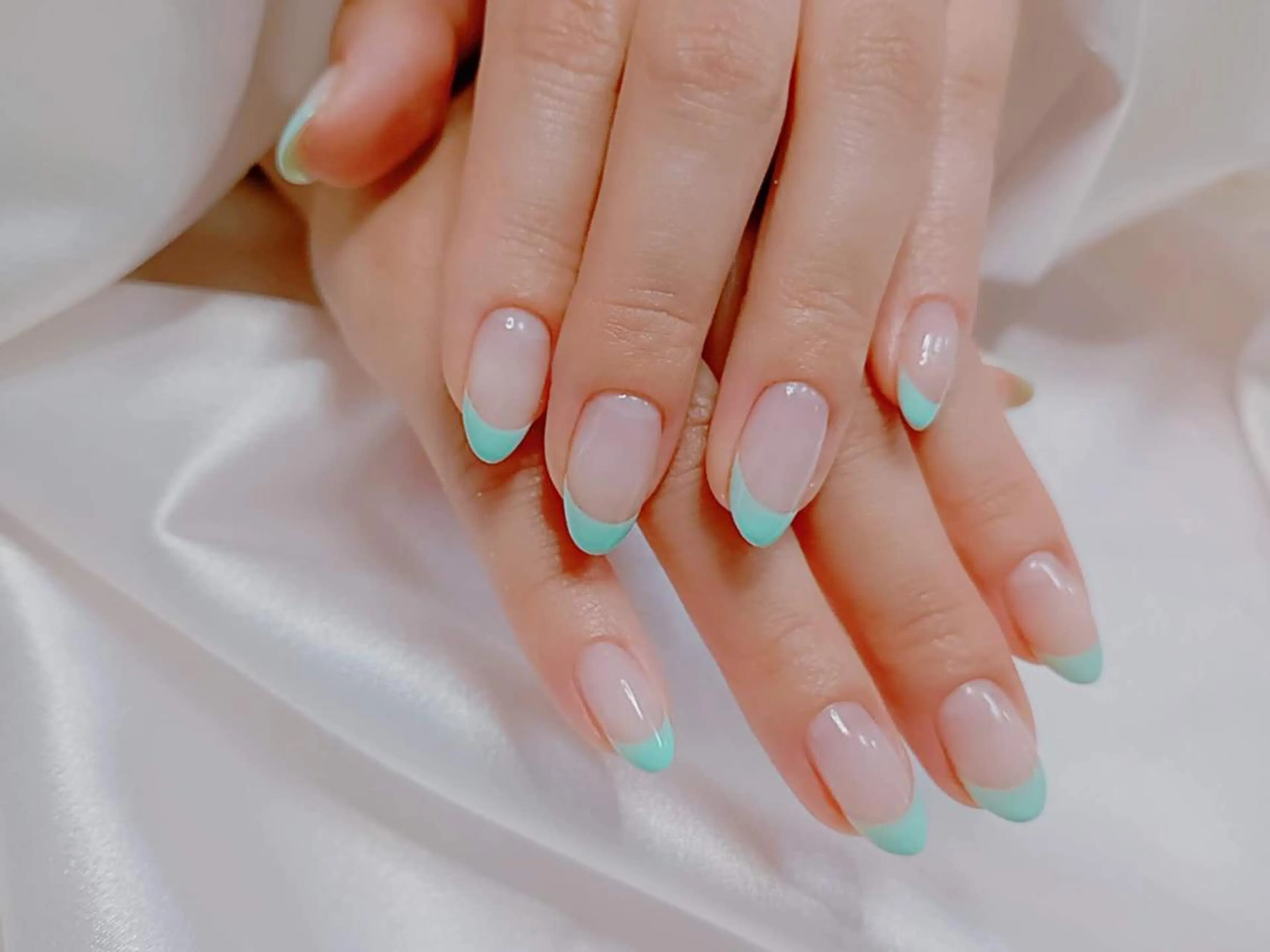 ネイル ハンドネイル ジョリ ちひろ☘️🩵のネイルデザイン