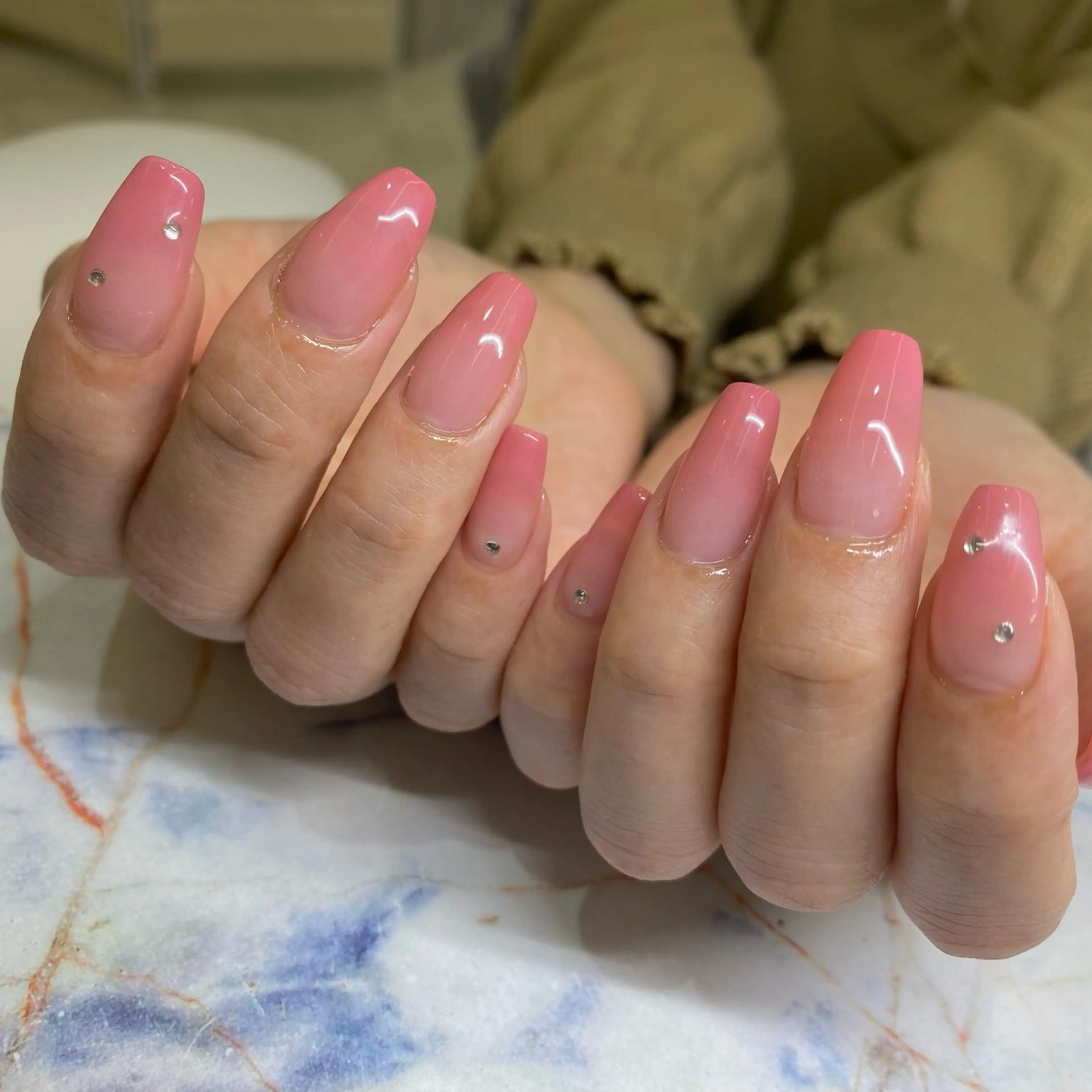 💅🏻 ʜᴀɴᴅ : グラデーション【 オフあり 】の写真