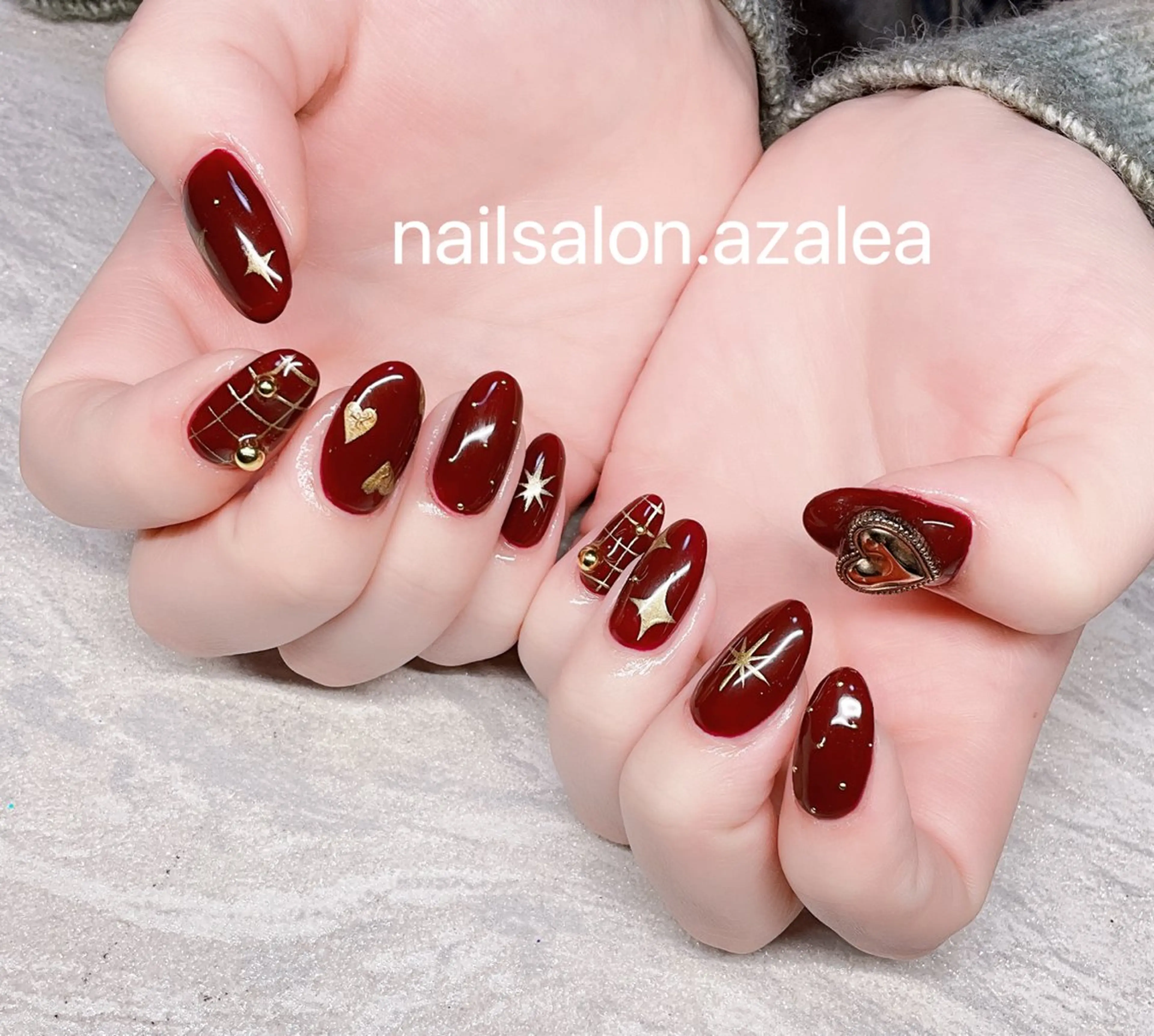 ネイル ハンドネイル R inのネイルデザイン