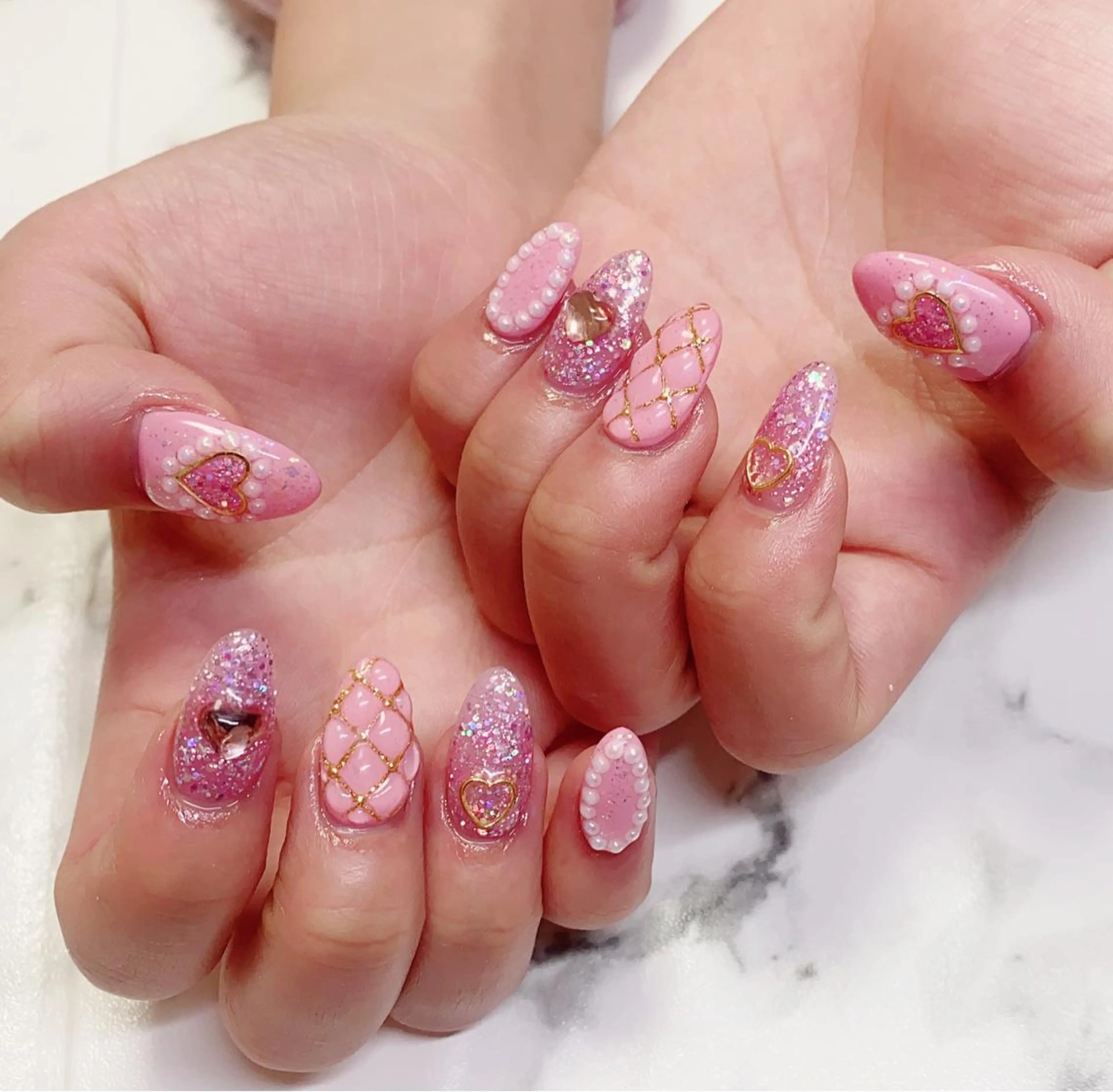 ショート カラー ネイル 長さ出し Q Free nailsのネイルデザイン