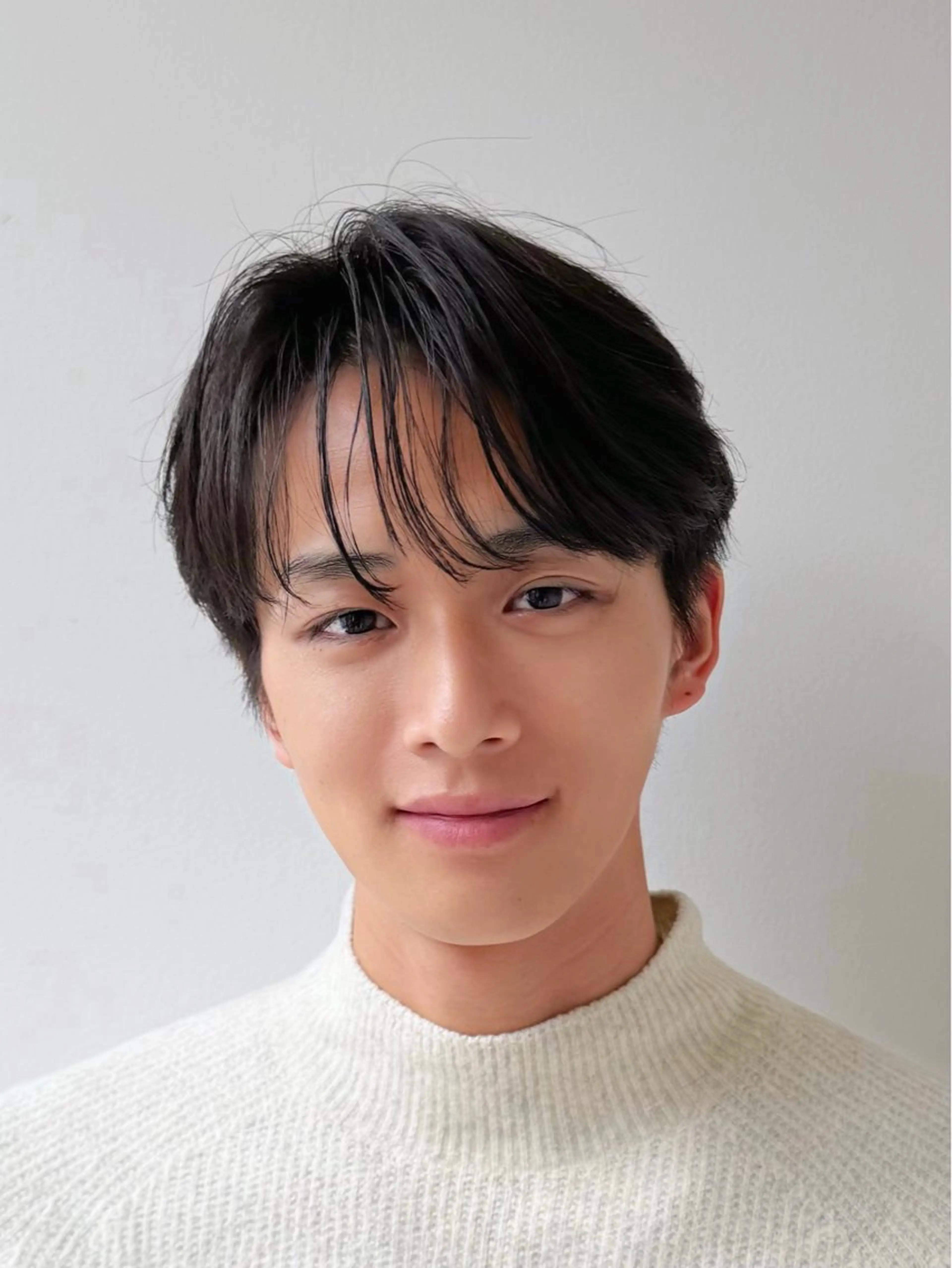 ミディアム パーマ メンズ ミディアムパーマ マッシュ メンズパーマ シースルーマッシュ ニュアンスパーマ カット パーマ トリートメント ニュアンスパーマ/ フェザーパーマ/平木のヘアスタイル