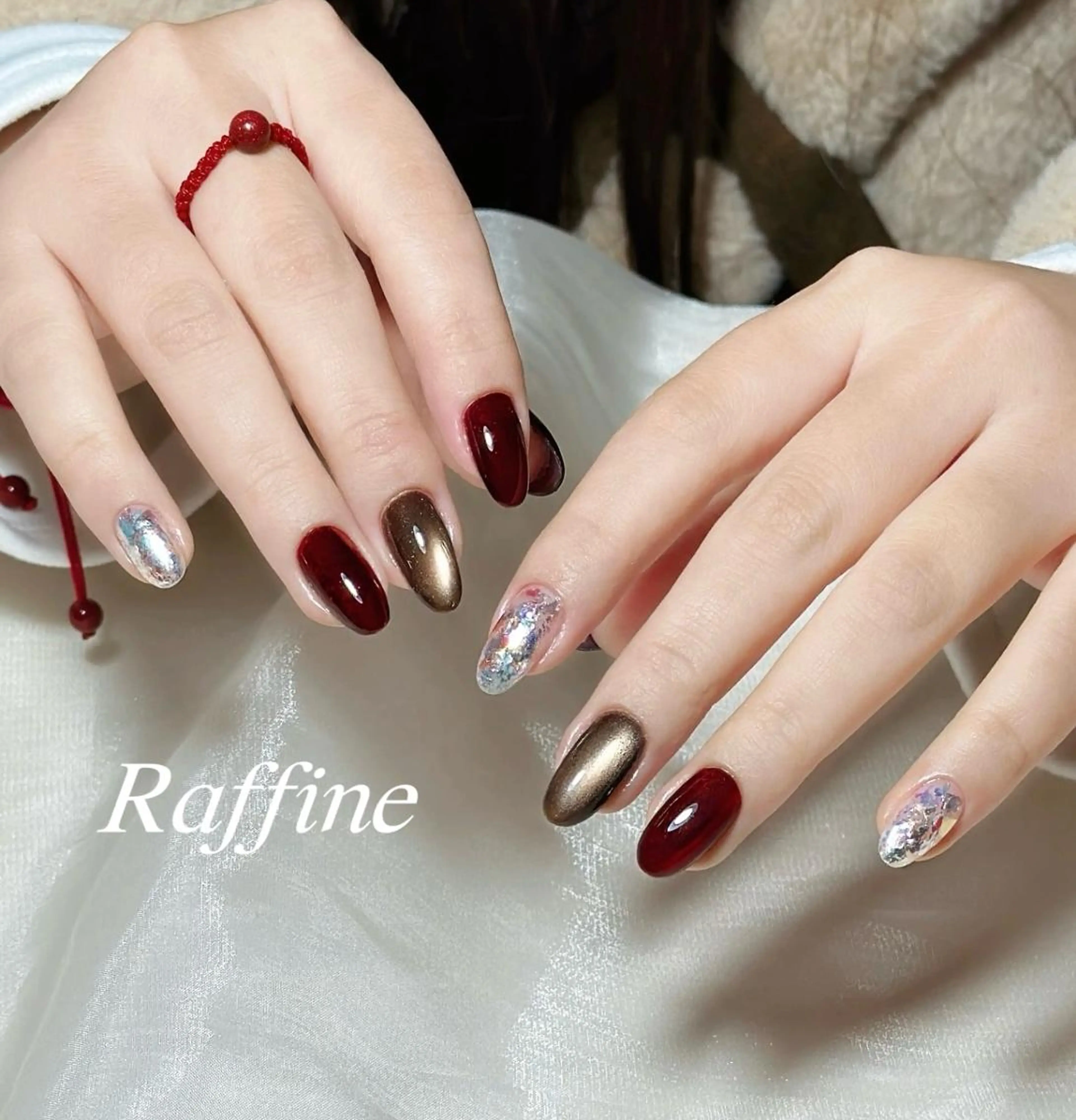 ネイル ハンドネイル RAFFINE 月🦋🩵のネイルデザイン