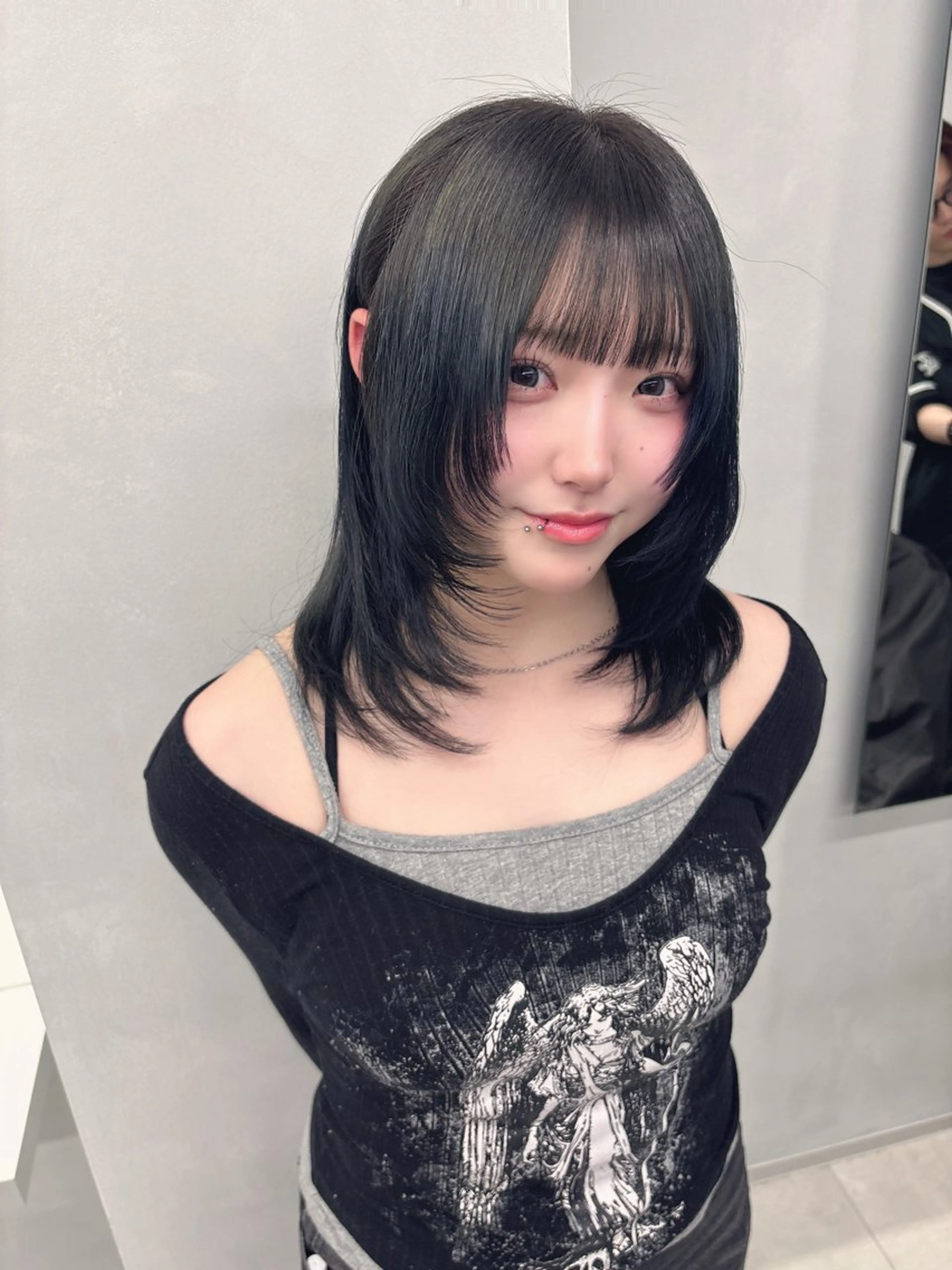 ミディアム 顔周りカット レイヤーカット 韓国ヘア/髪質改善/ レイヤー/あおし🐼のヘアスタイル