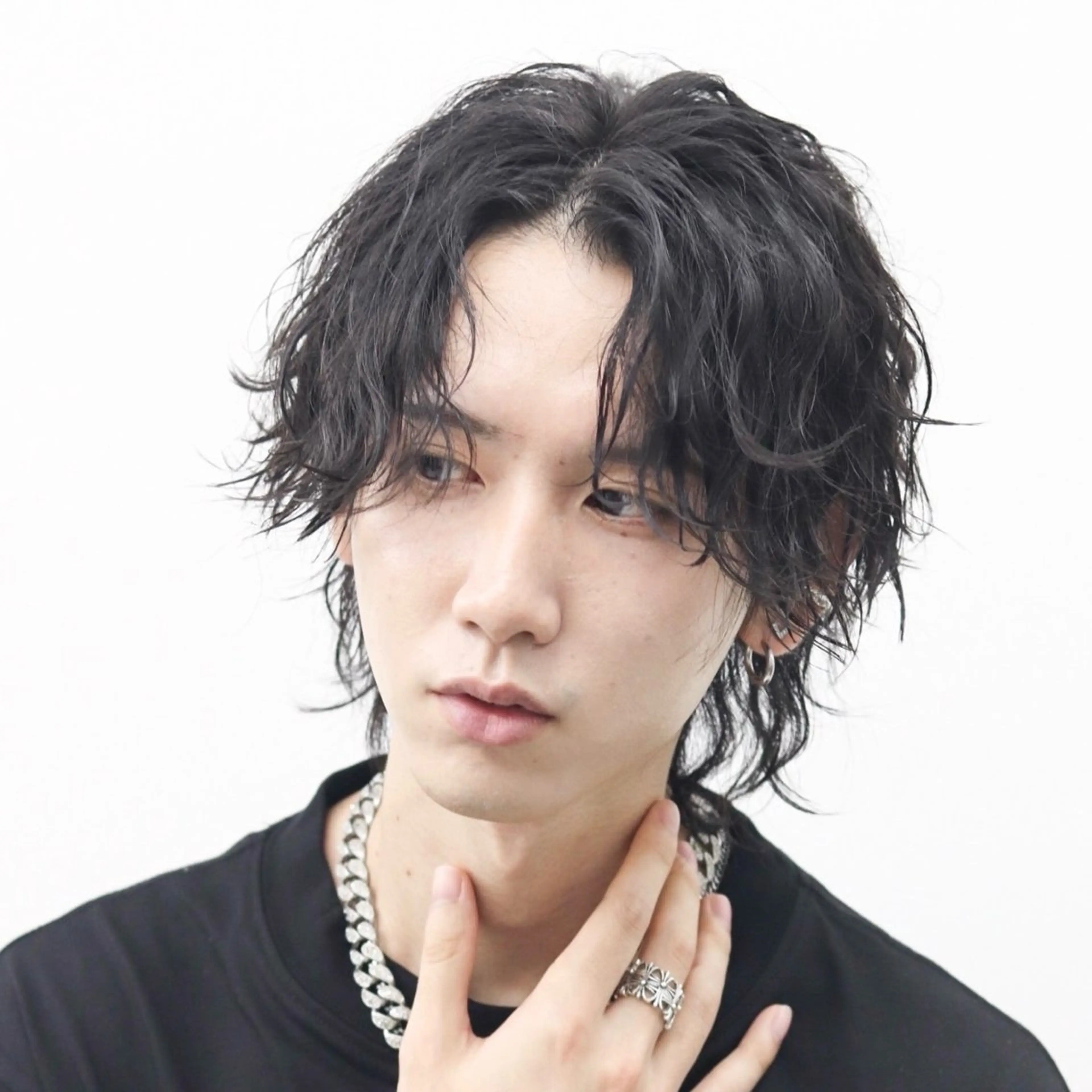 ミディアム カラー パーマ メンズ ミディアムパーマ メンズパーマ カット パーマ 🔥メンズ🔥かっこ いいが正義！代表柿崎のヘアスタイル