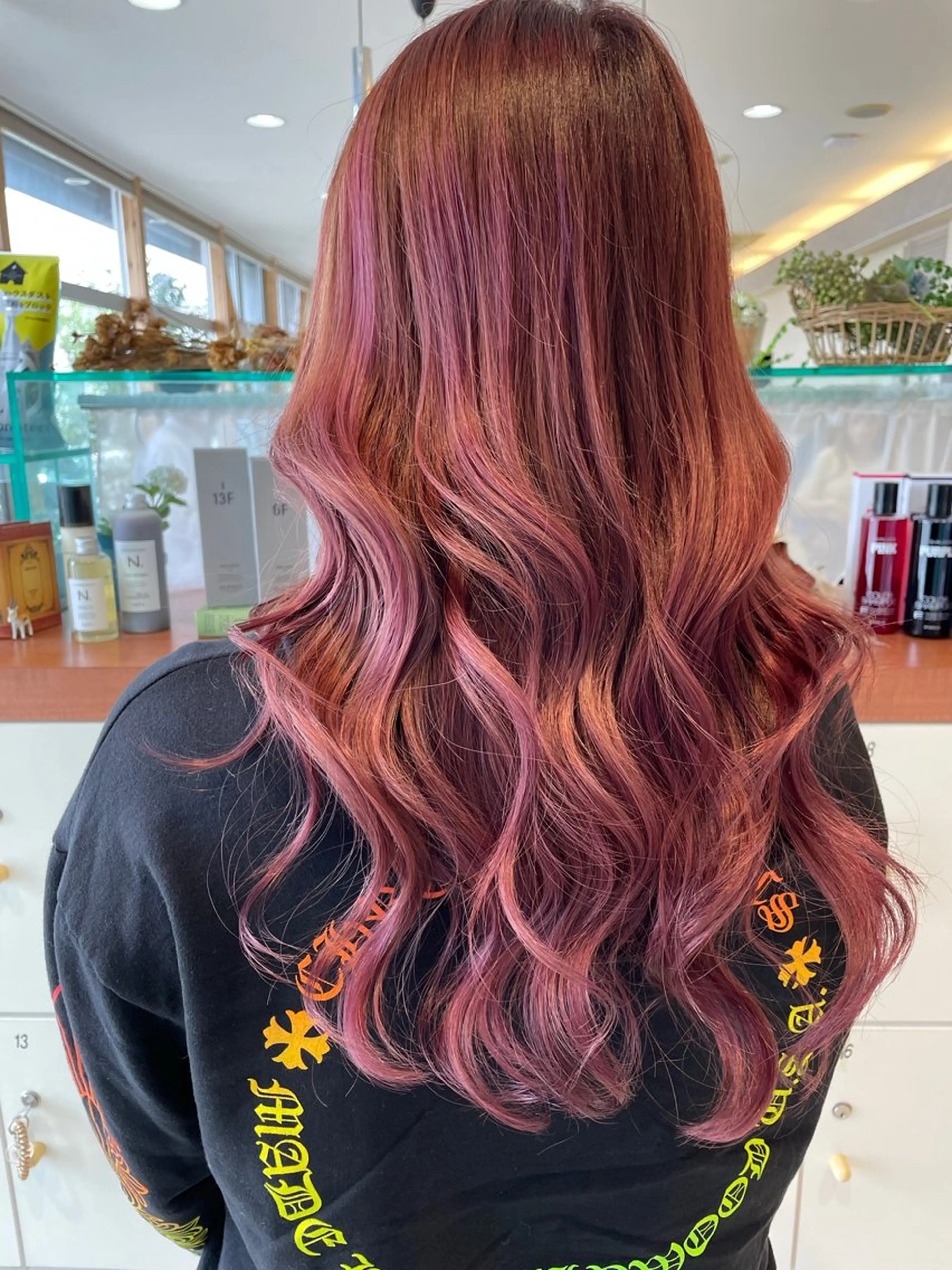 ロング カット ヘアカラー トリートメント 日置 大智のヘアスタイル