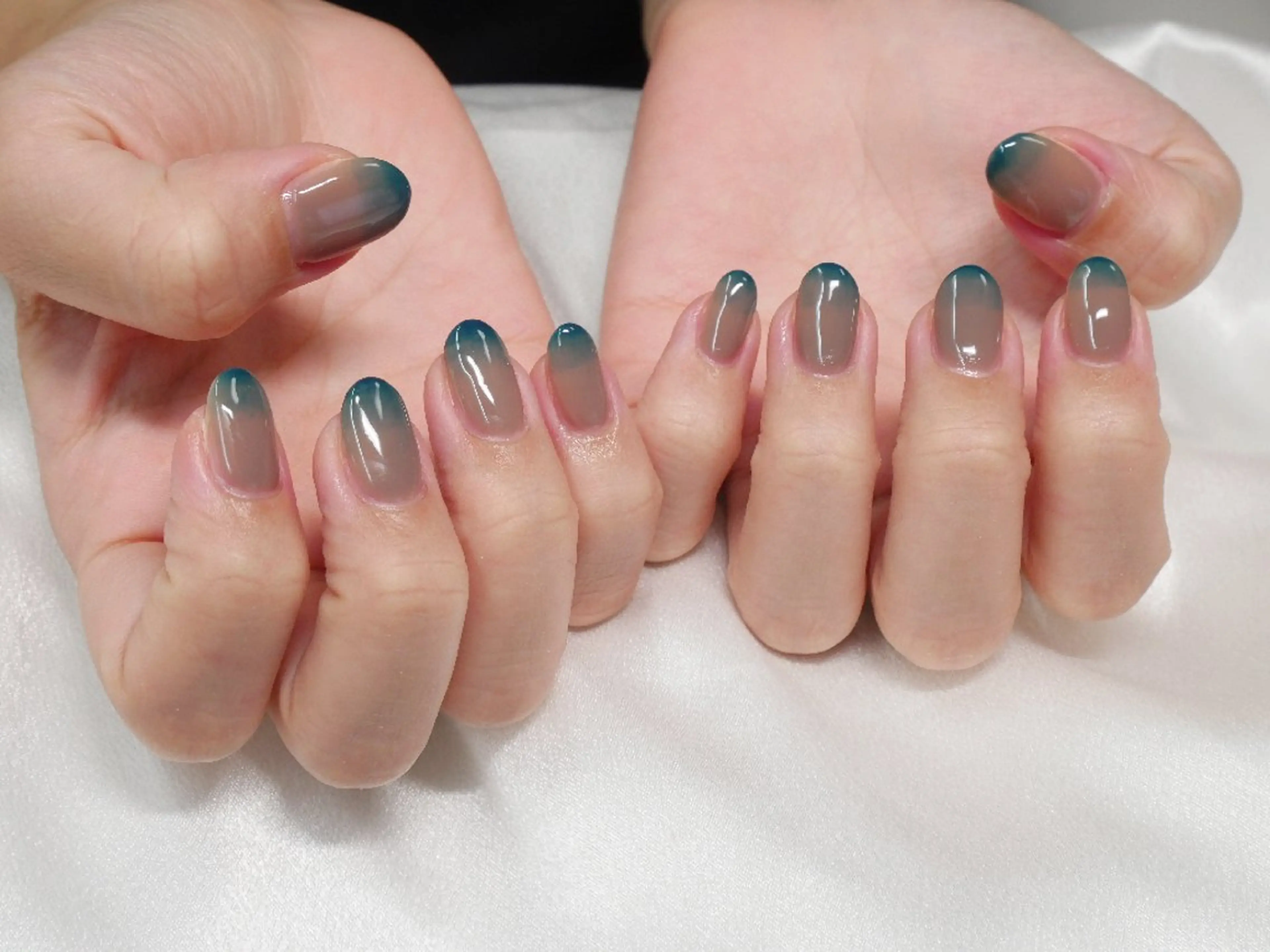 ネイル ワンカラーネイル ハンドネイル Nailsalon Graciasのネイルデザイン