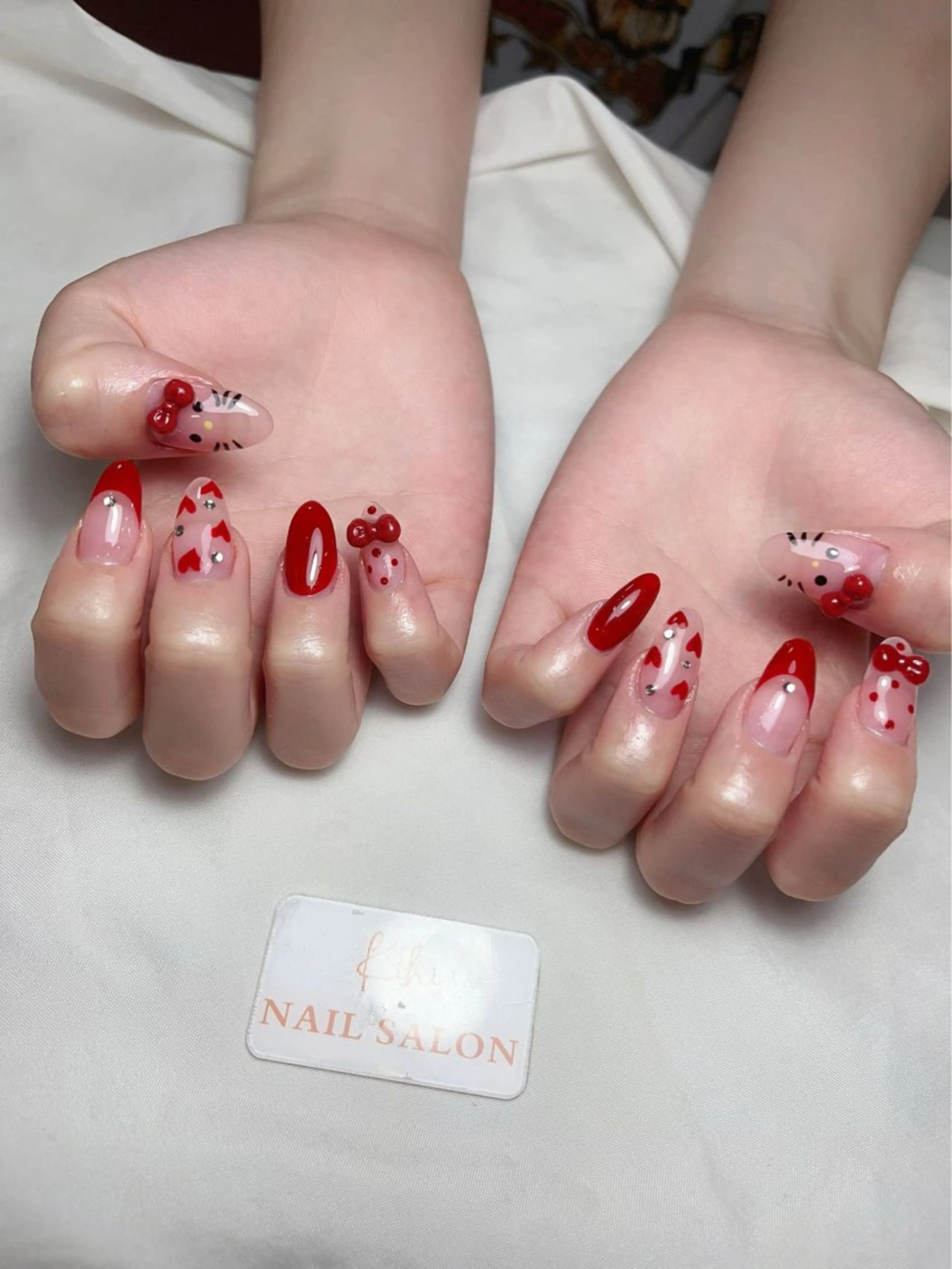 ネイル アートネイル フレンチネイル ジェルネイル グラデーション 韓国ネイル さくら💮💮 【オフ無料】のネイルデザイン