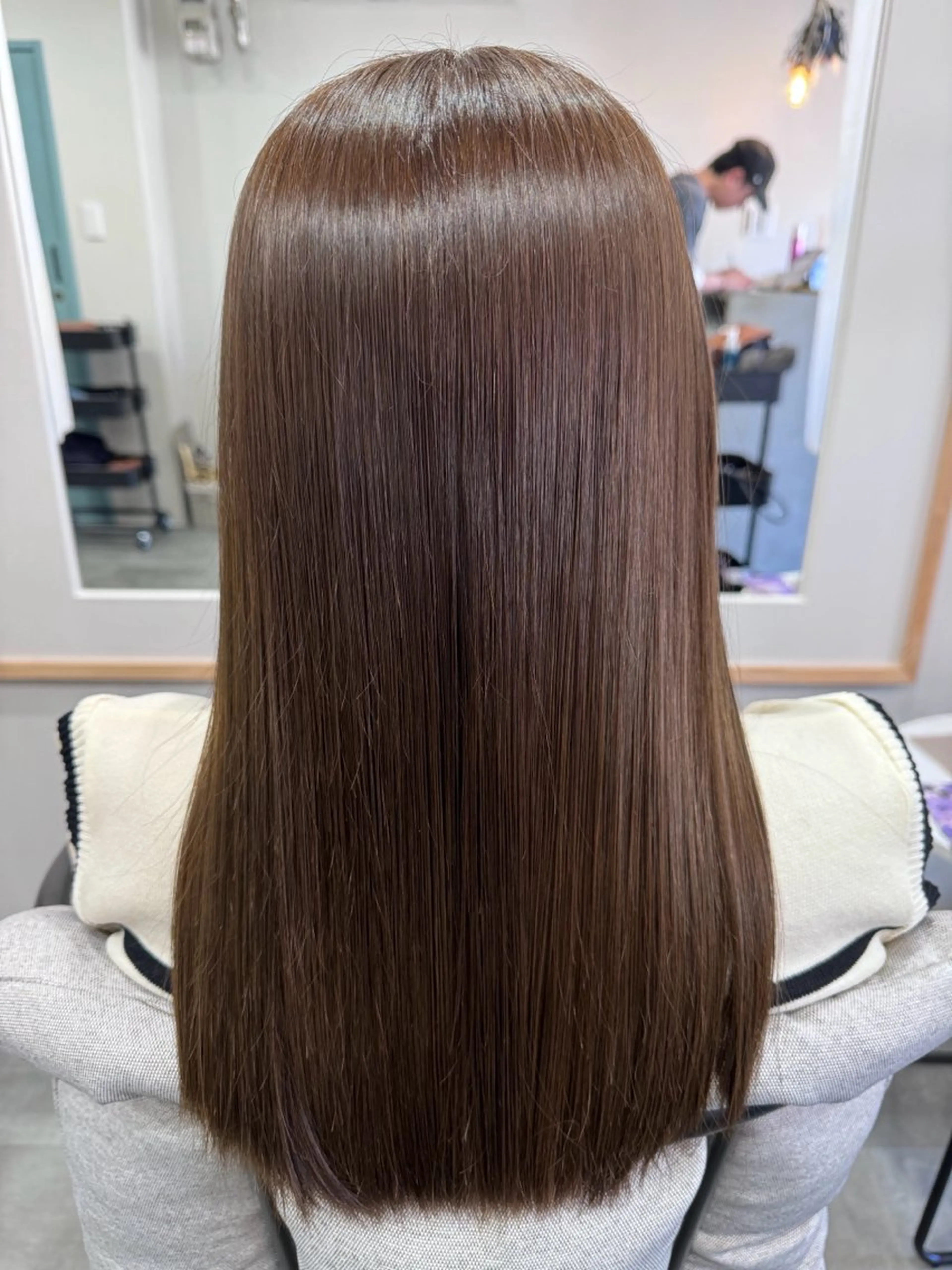 セミロング カラー ヘアカラー トリートメント 鈴木 千尋のヘアスタイル