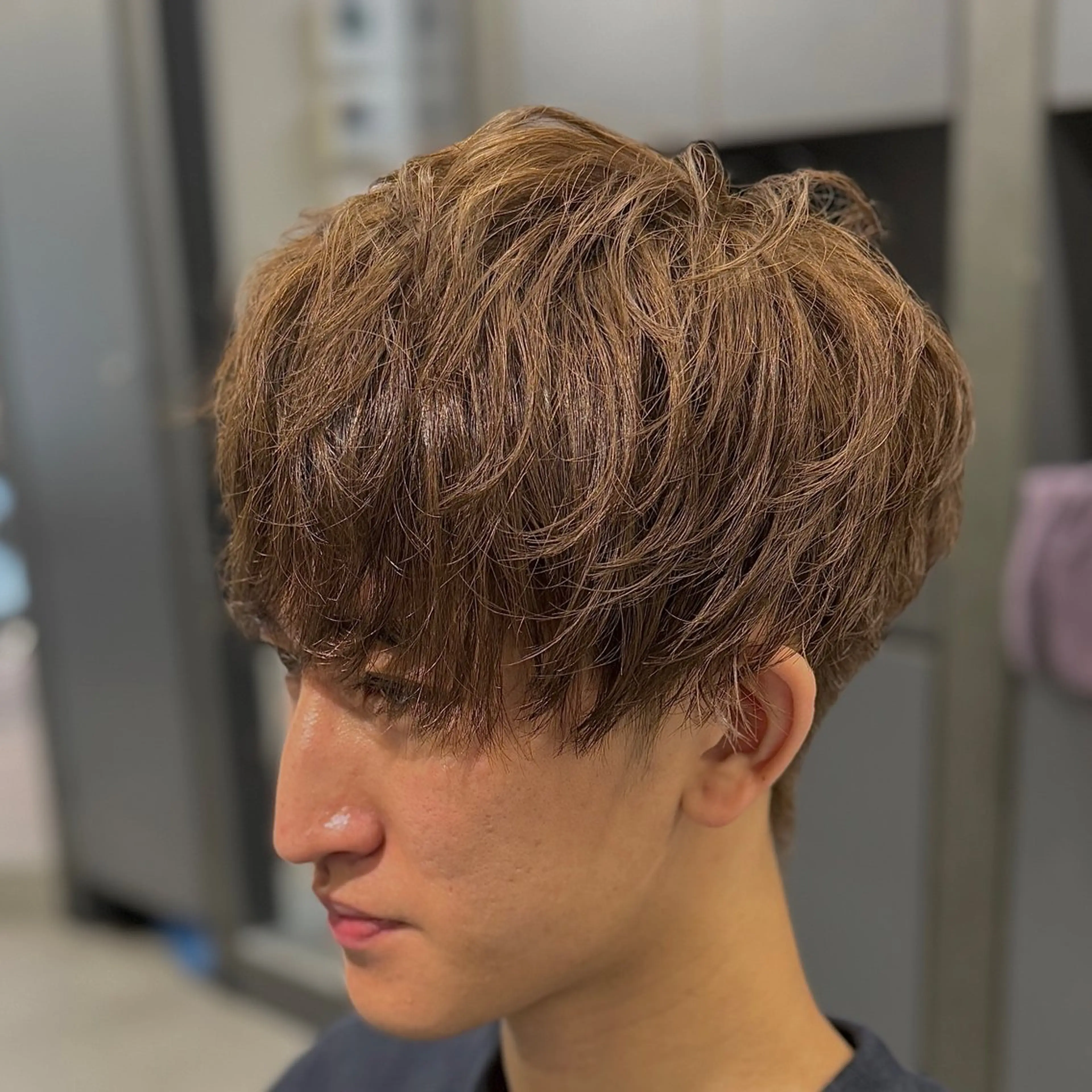ミディアム カラー メンズ 山中 翔平のヘアスタイル