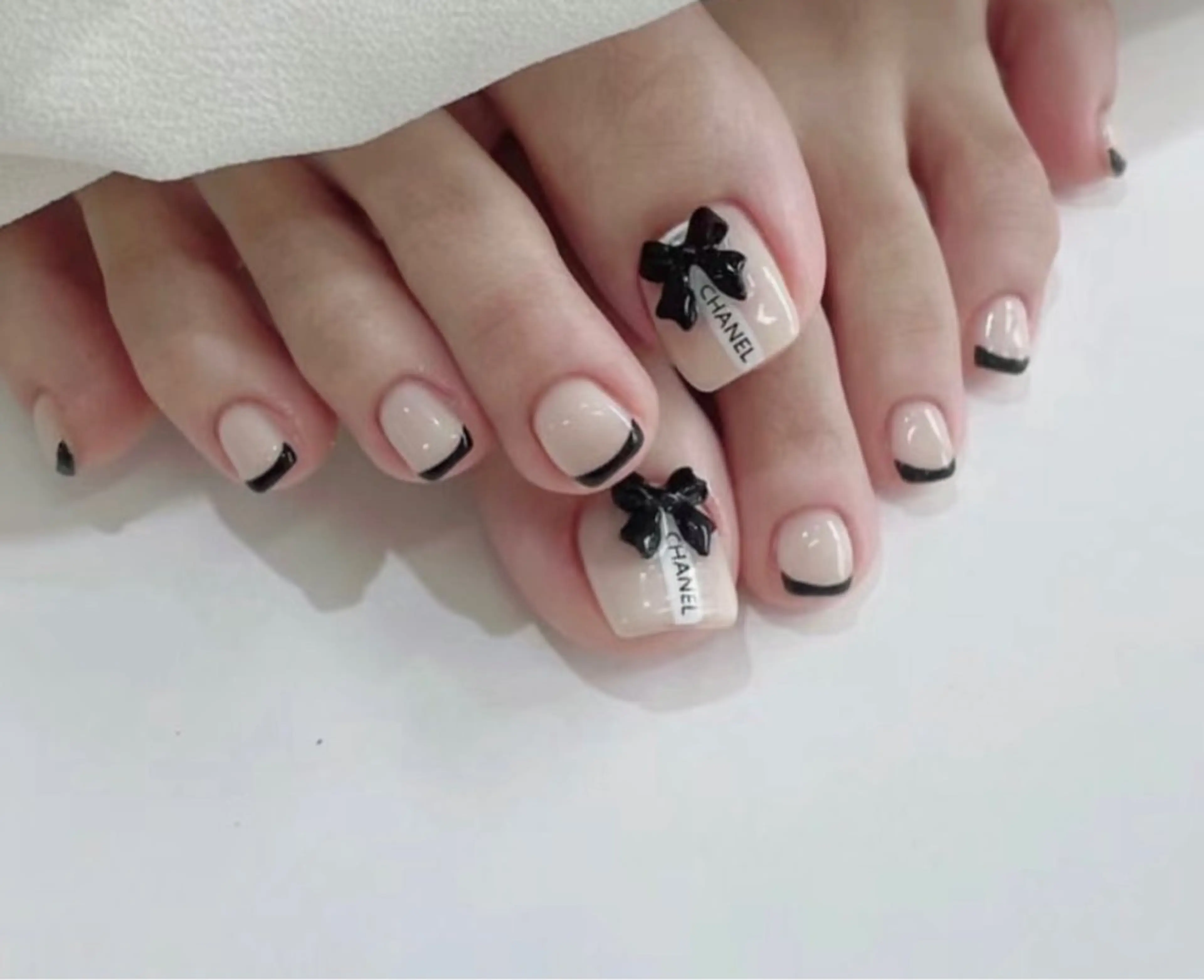 ネイル フットネイル D-BEAUTY Nailsalonのネイルデザイン