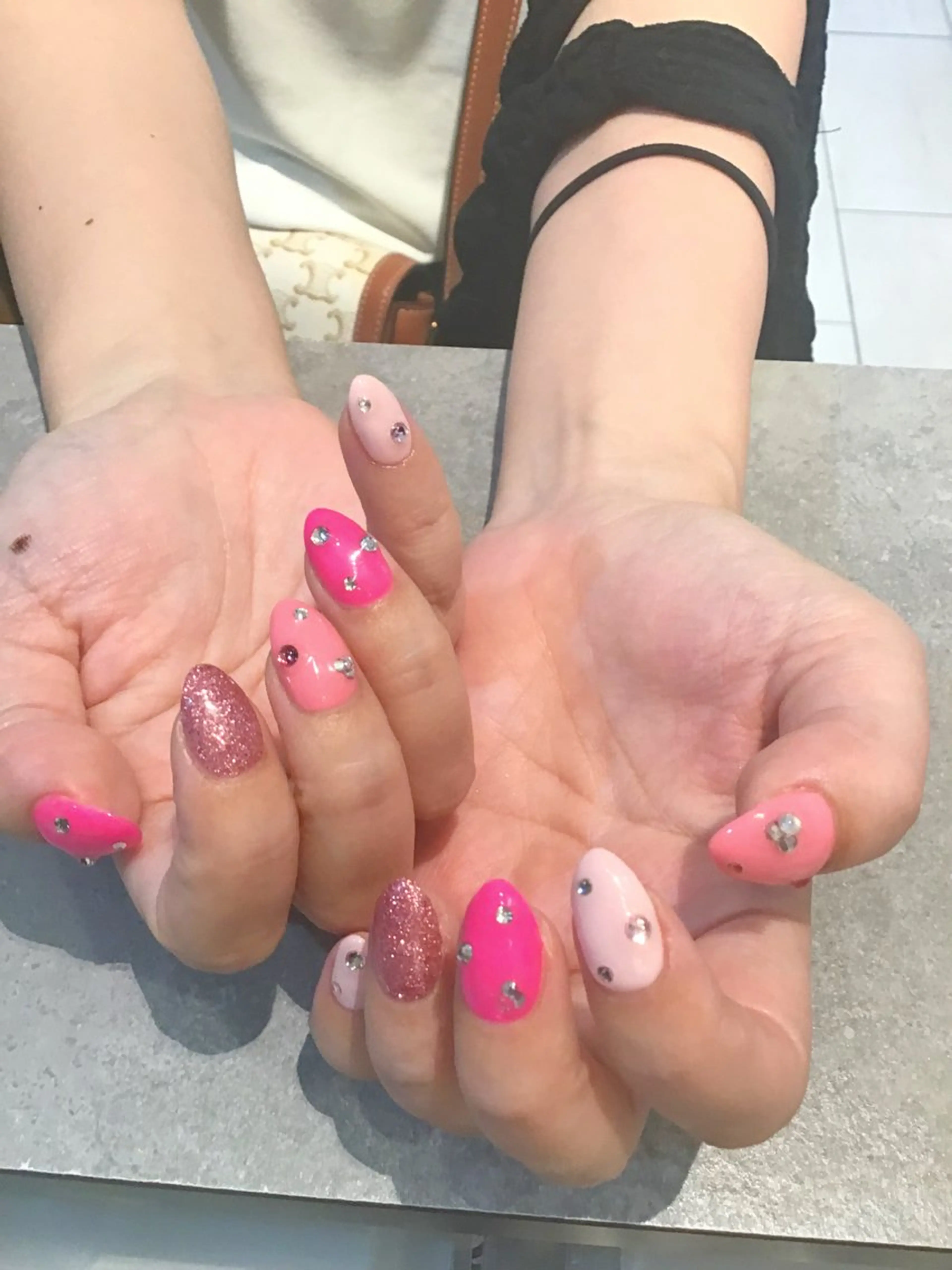 ネイル アートネイル シンプルネイル Nest 岩崎のネイルデザイン