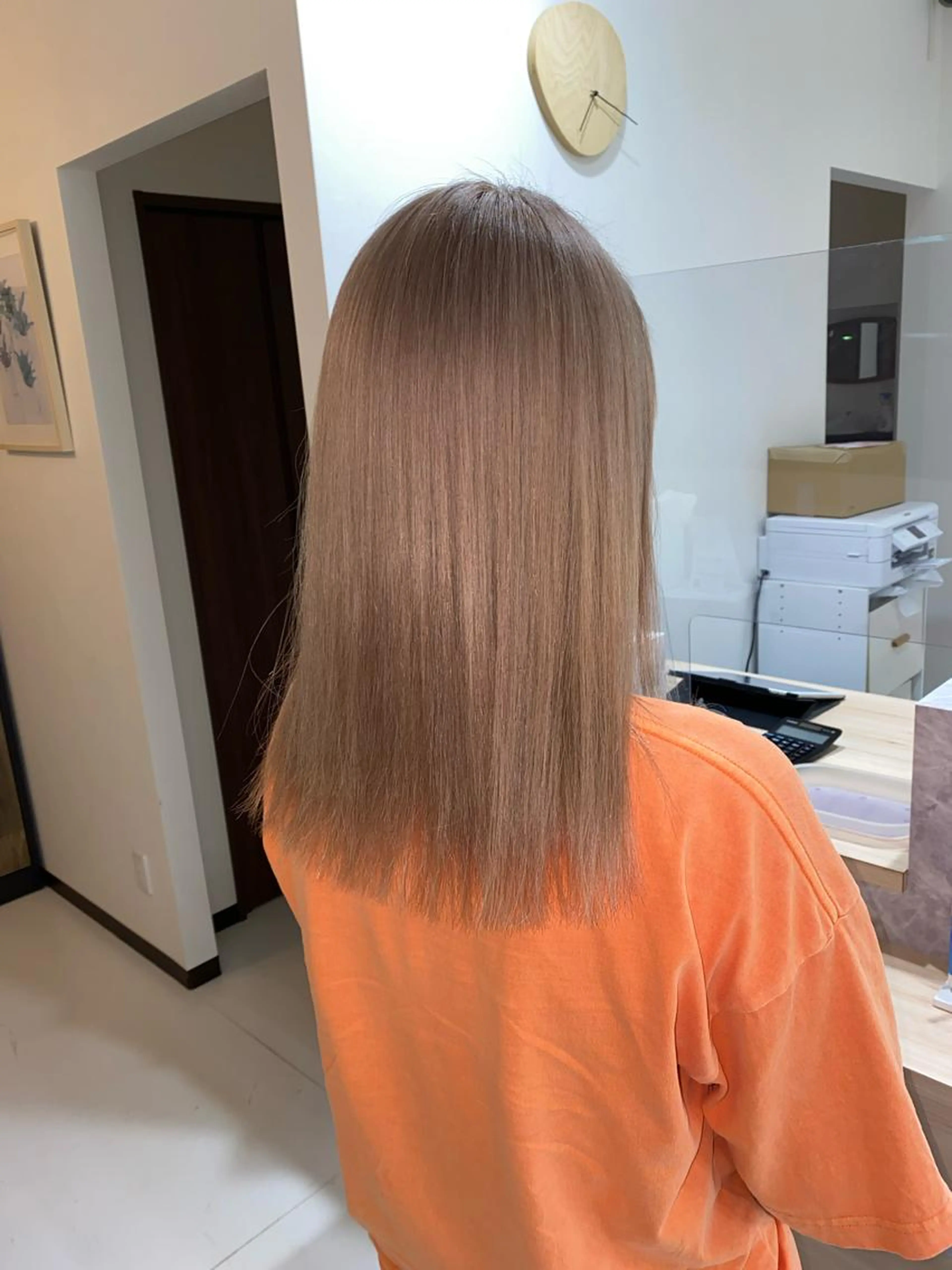 ブリーチリタッチ＋カラーの写真