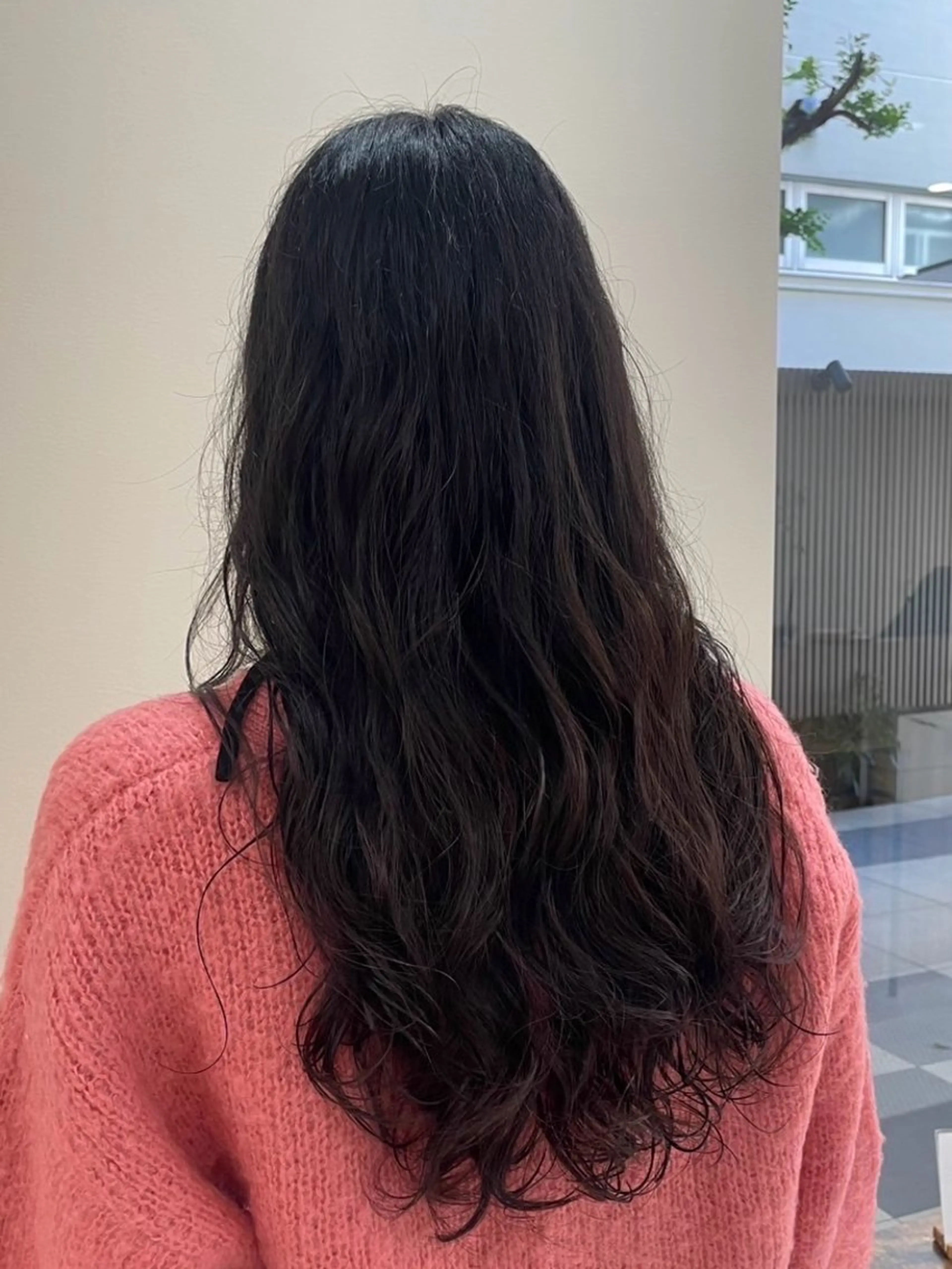 ロング パーマ よこやま なぎさのヘアスタイル
