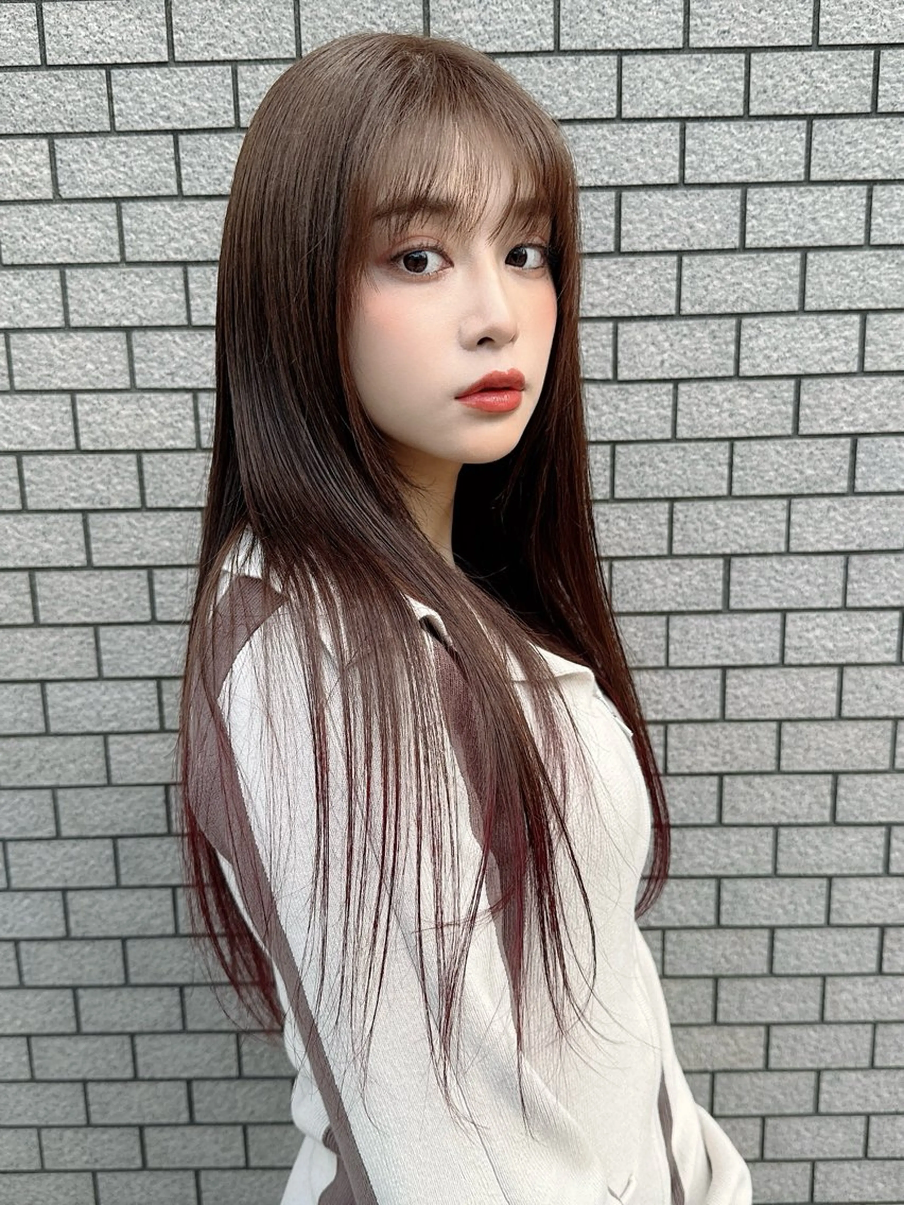 ロング カラー グラデーションカラー 髪質改善 トリートメント 汐見 悠佑のヘアスタイル