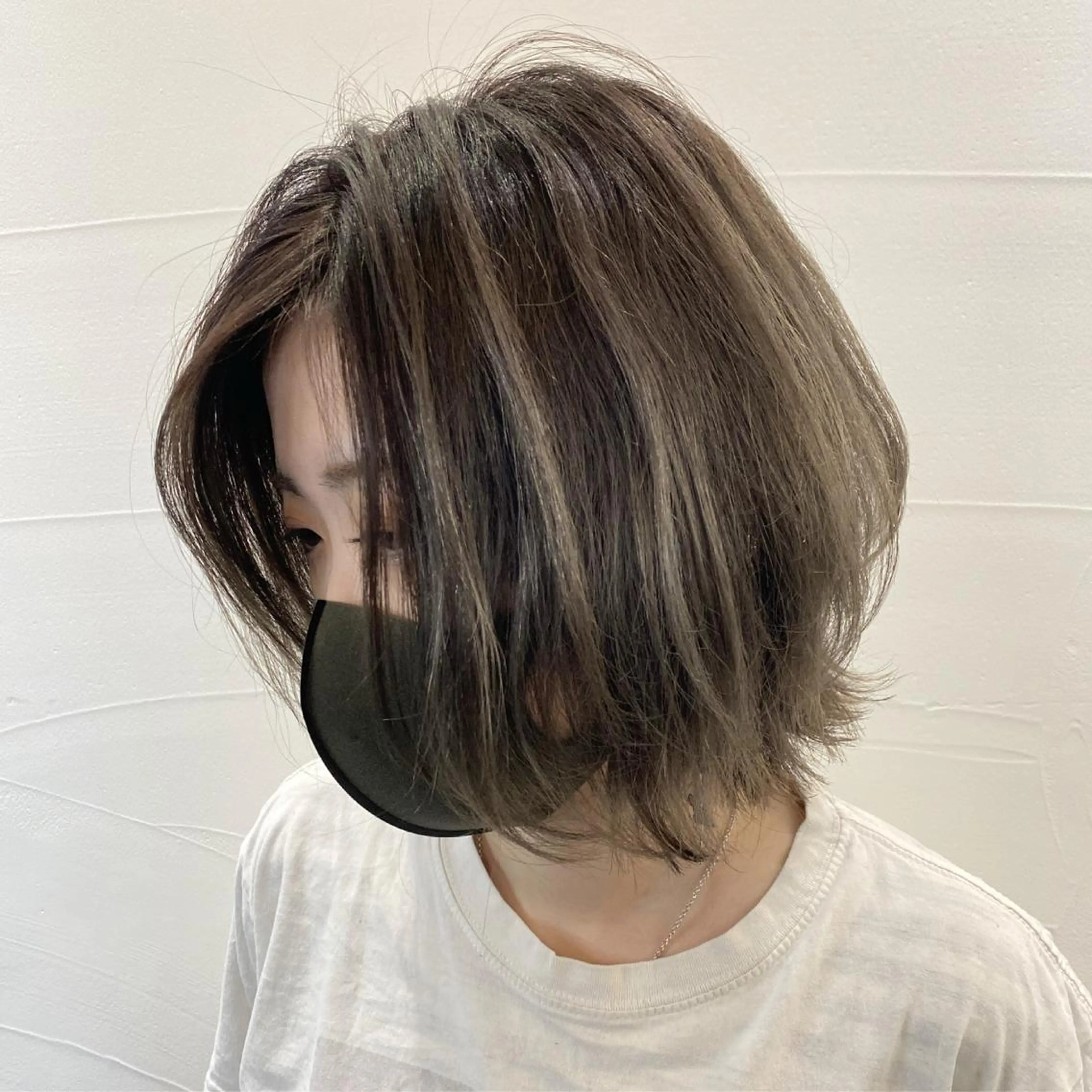 ショート カラー アディクシーカラー バレイヤージュ ミストバング ブリーチ ケアブリーチ 韓国ヘア特化 💟 ララア 💟のヘアスタイル