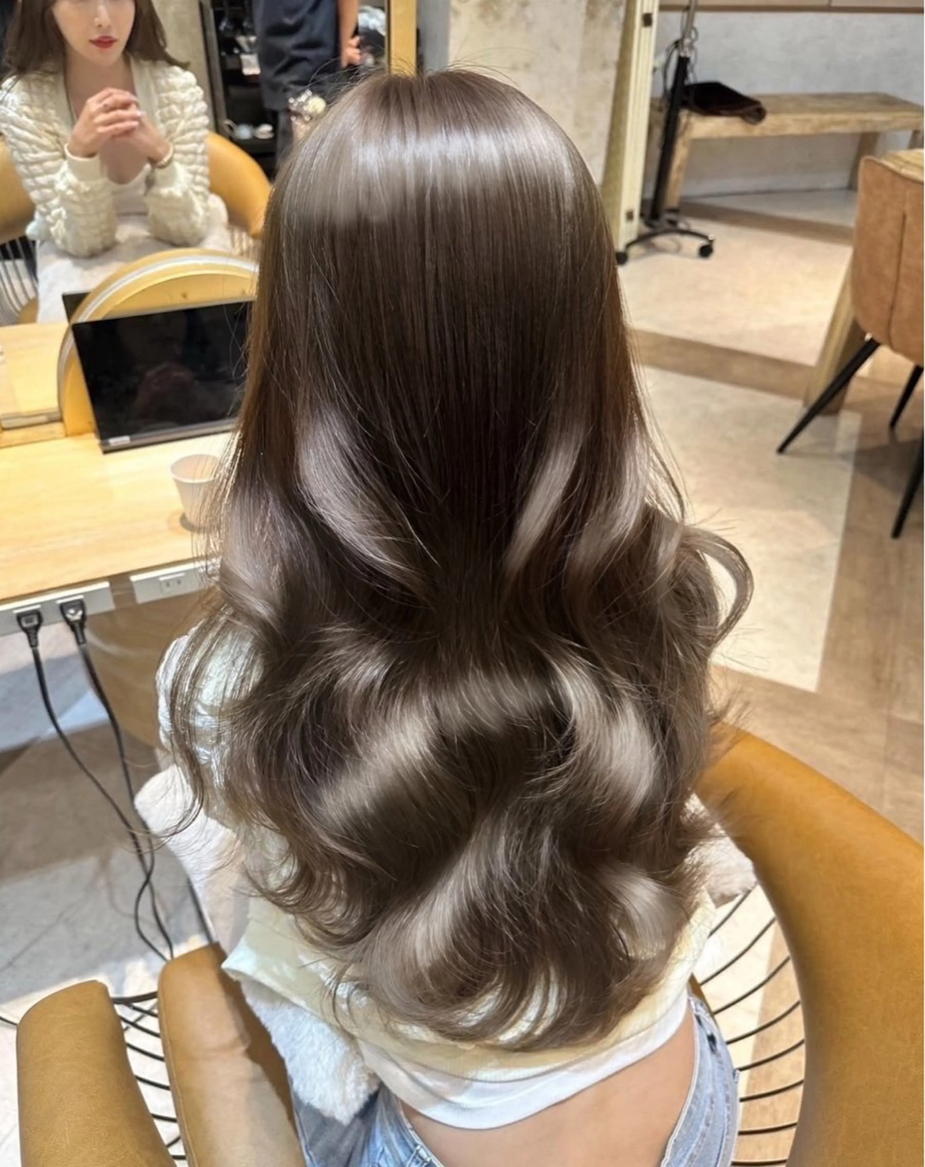 カラー ヘアカラー トリートメント あんどう いおなのヘアスタイル