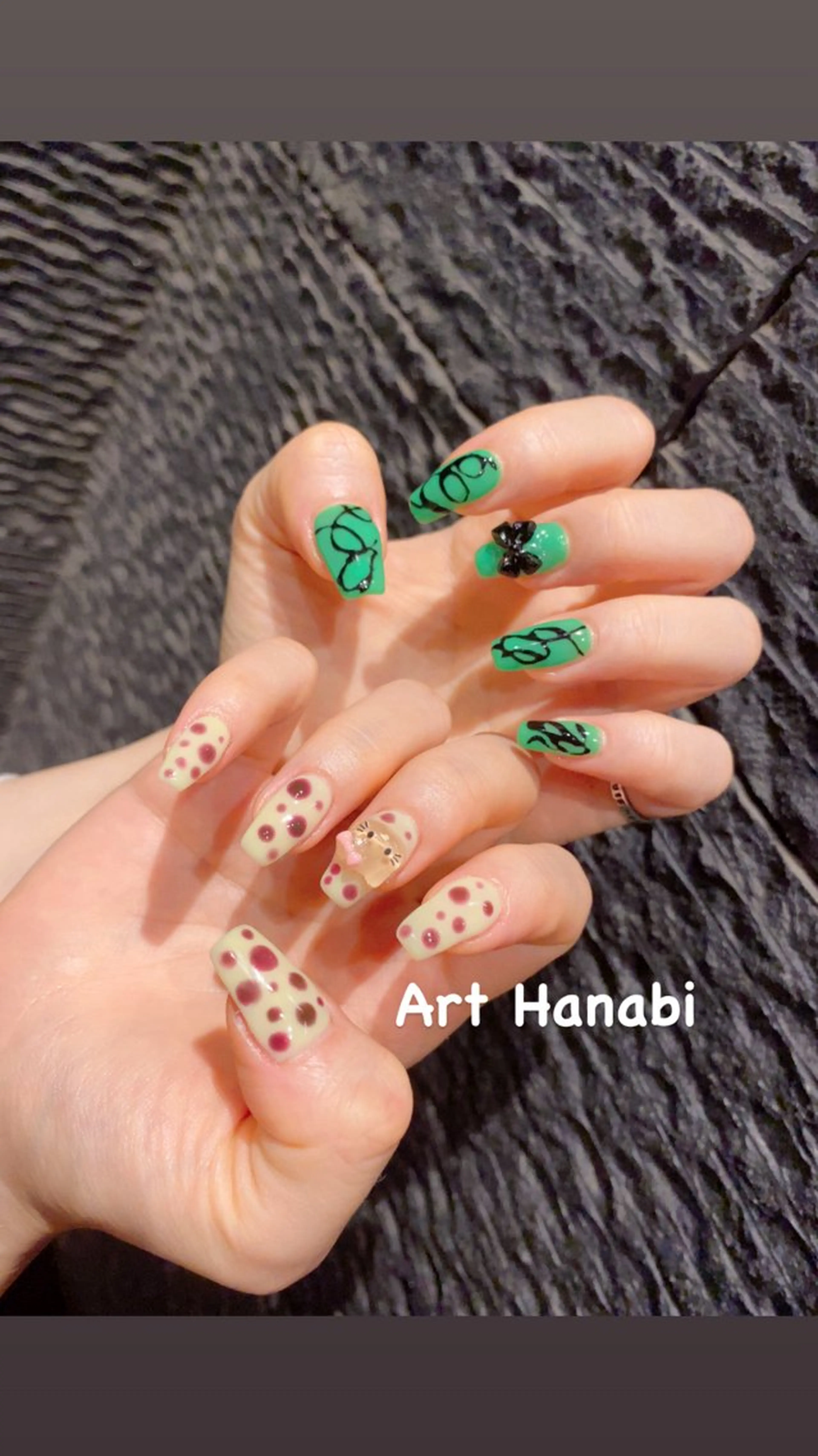 ネイル アートネイル グリーン 黄色 Art Hanabi所属・Art Hanabi ミリのネイルデザイン