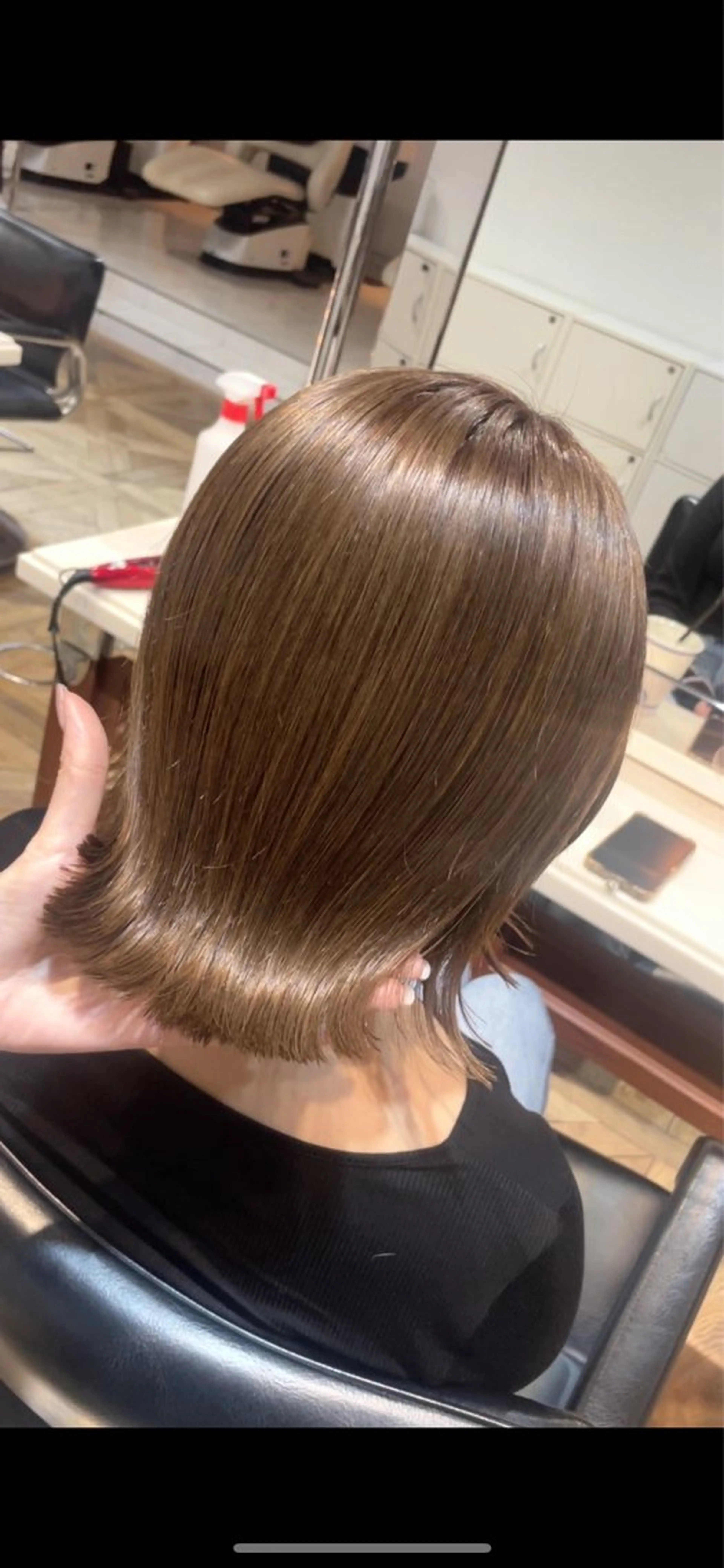 ミディアム カラー ベージュカラー ハイトーンカラー ボブ カット ヘアカラー トリートメント BEBE所属・ご新規様限定 透明感カラーKANAのヘアスタイル