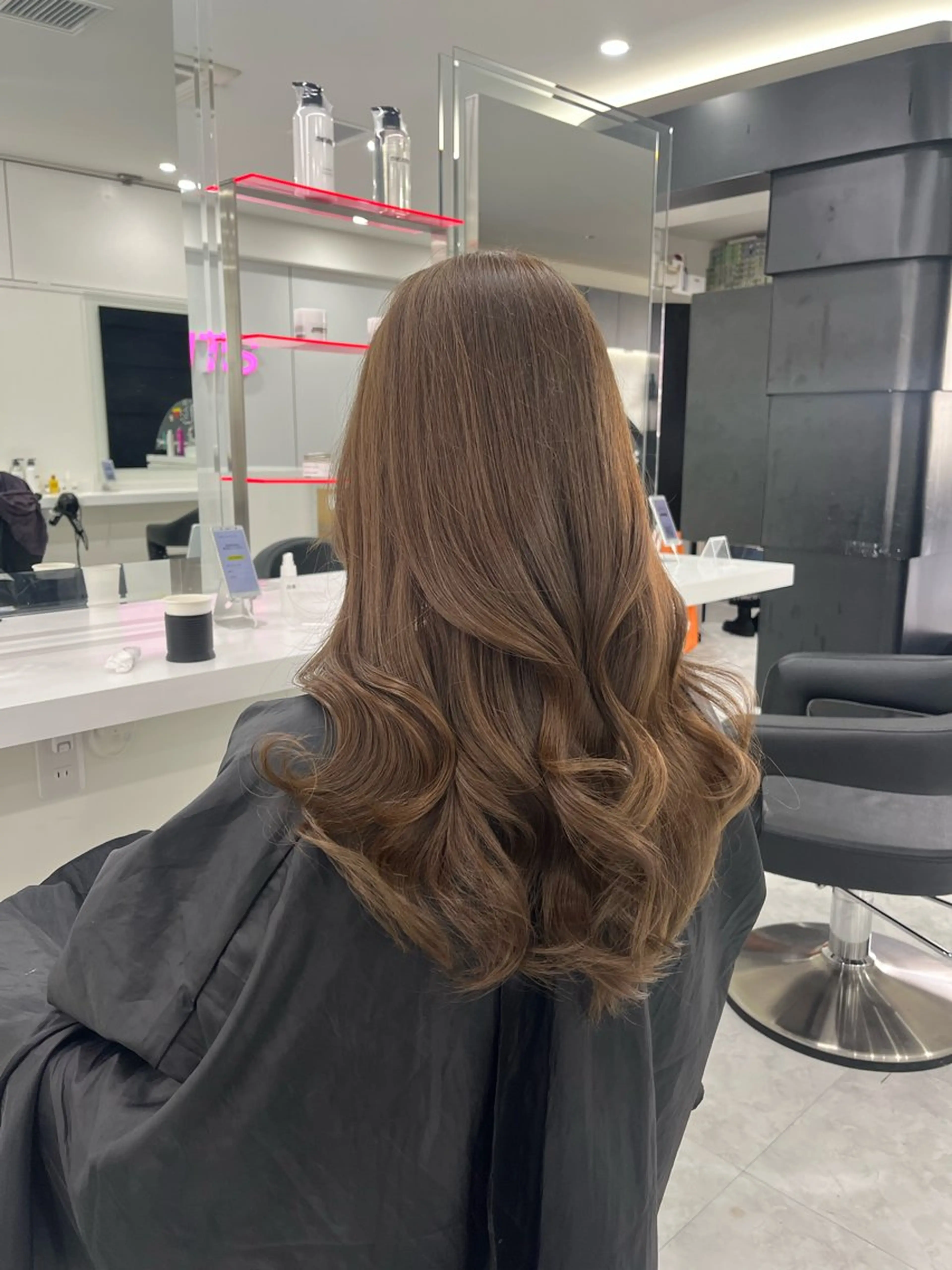 セミロング 💍大人デザイン /ハイトーン♡リクトのヘアスタイル