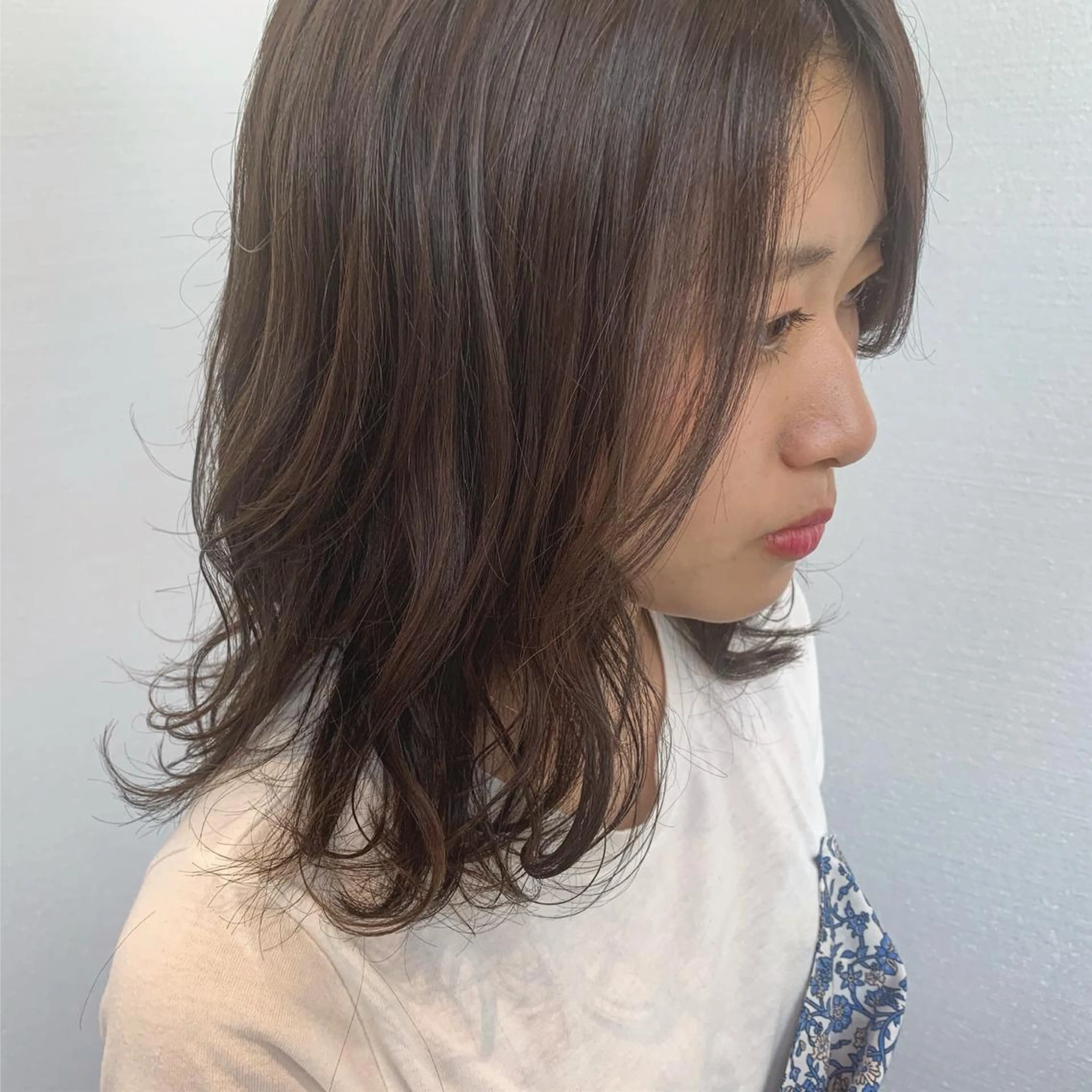 セミロング カラー カット ヘアカラー トリートメント 【Uneユヌ】菊地 春那のヘアスタイル
