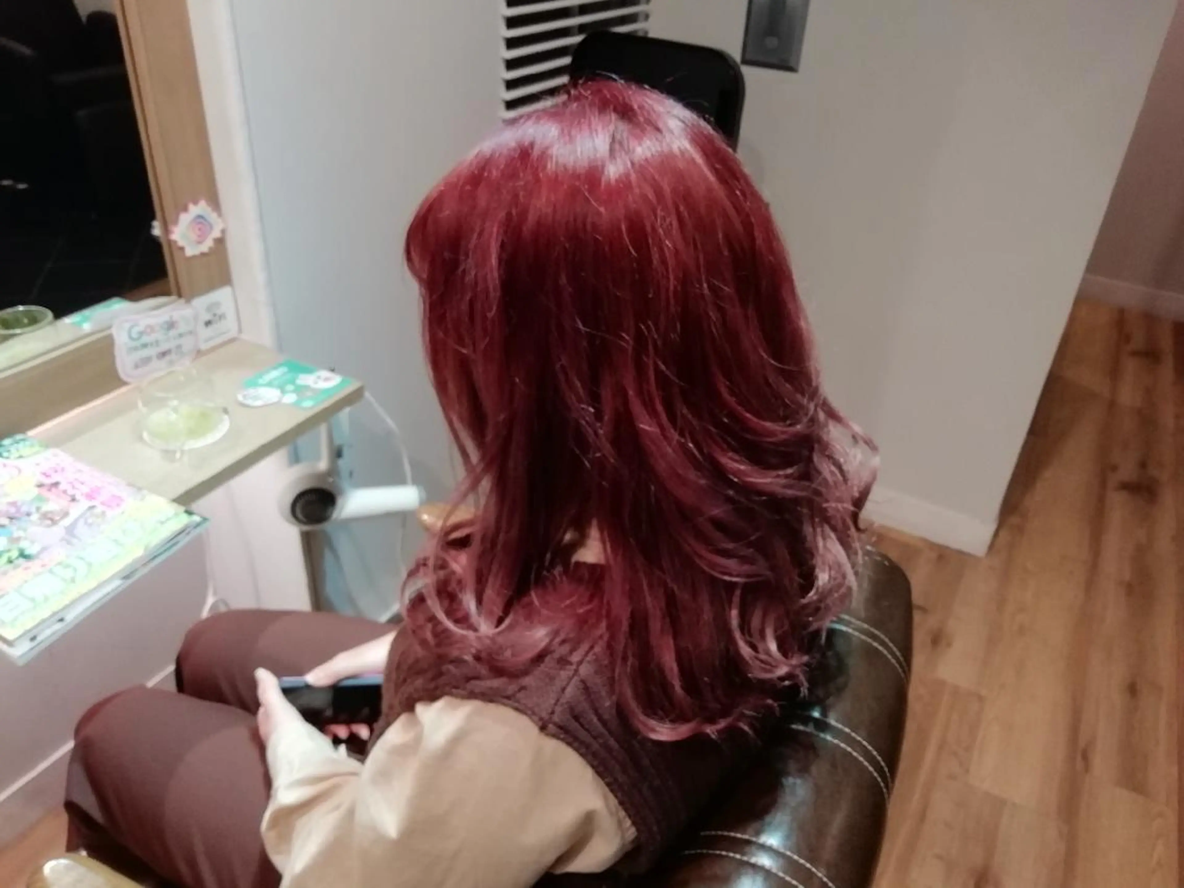 カラー ピンクカラー ヘアカラー トリートメント 堀 望美のヘアスタイル