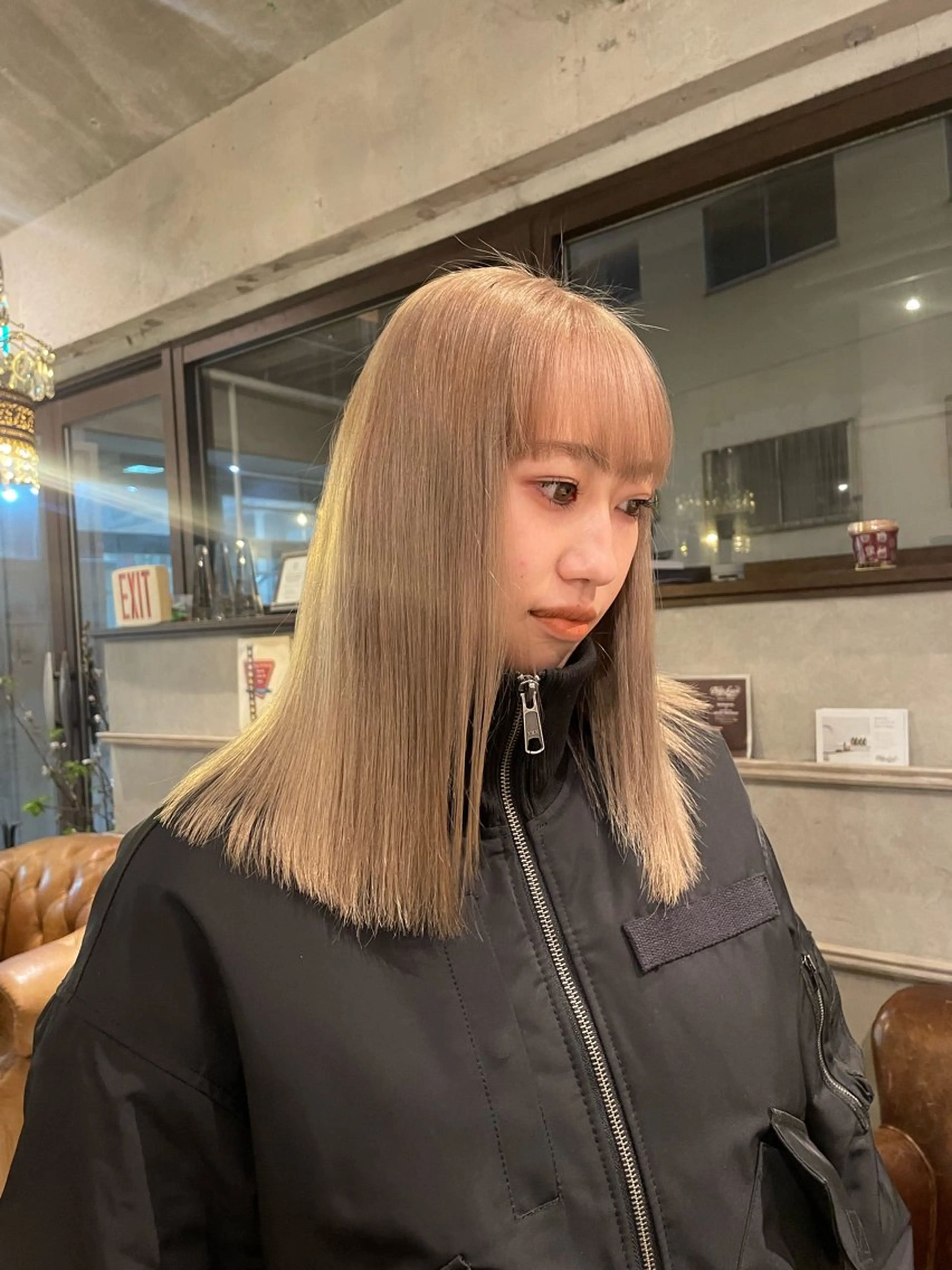 セミロング カラー ヘアカラー トリートメント ヘッドスパ ヘアセット 💕ハイトーン/ダメ ージ特化/MAO💕のヘアスタイル