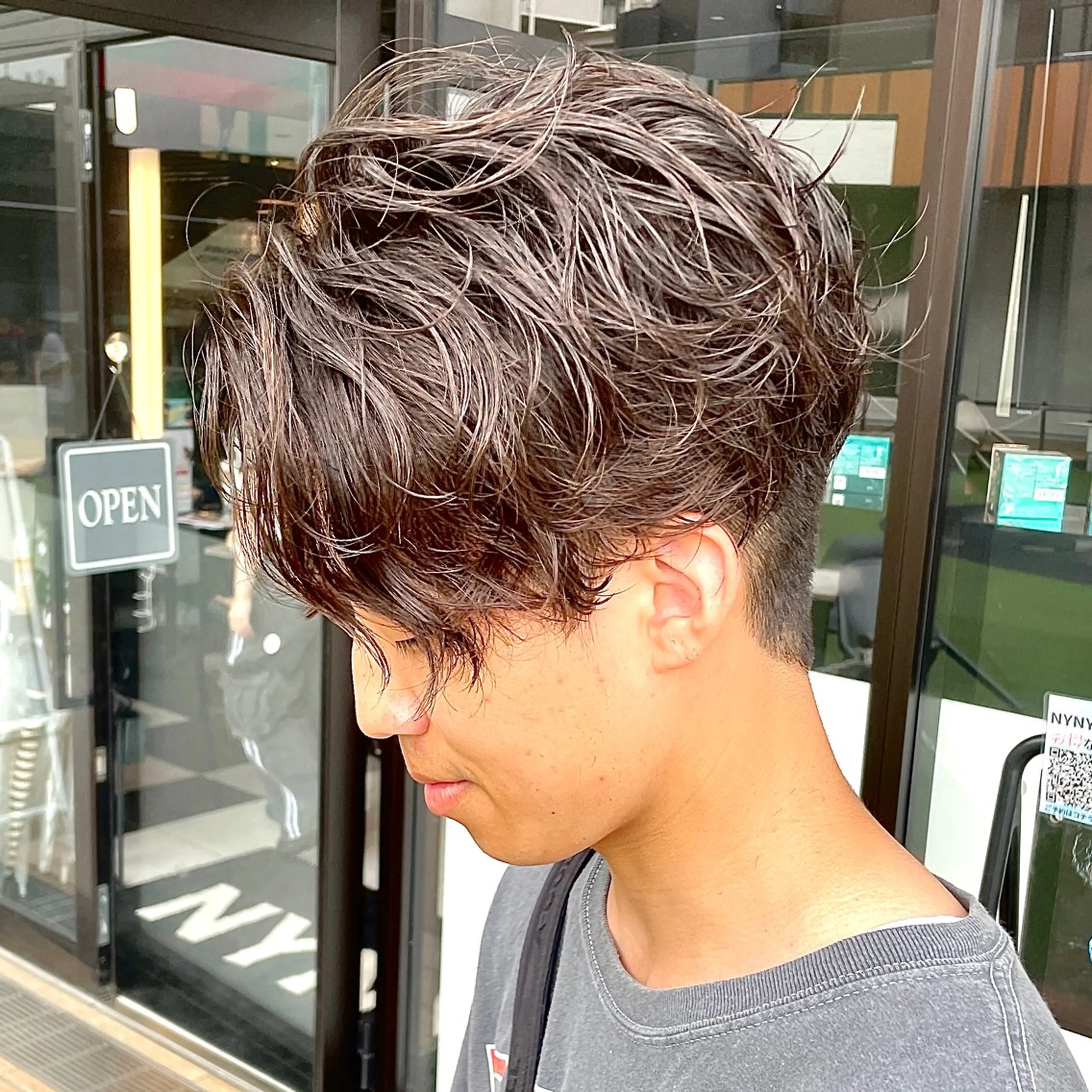 ショート パーマ メンズ メンズパーマ ニュアンスパーマ カット ヘアカラー パーマ メンズヘア特化 崎田 成人のヘアスタイル