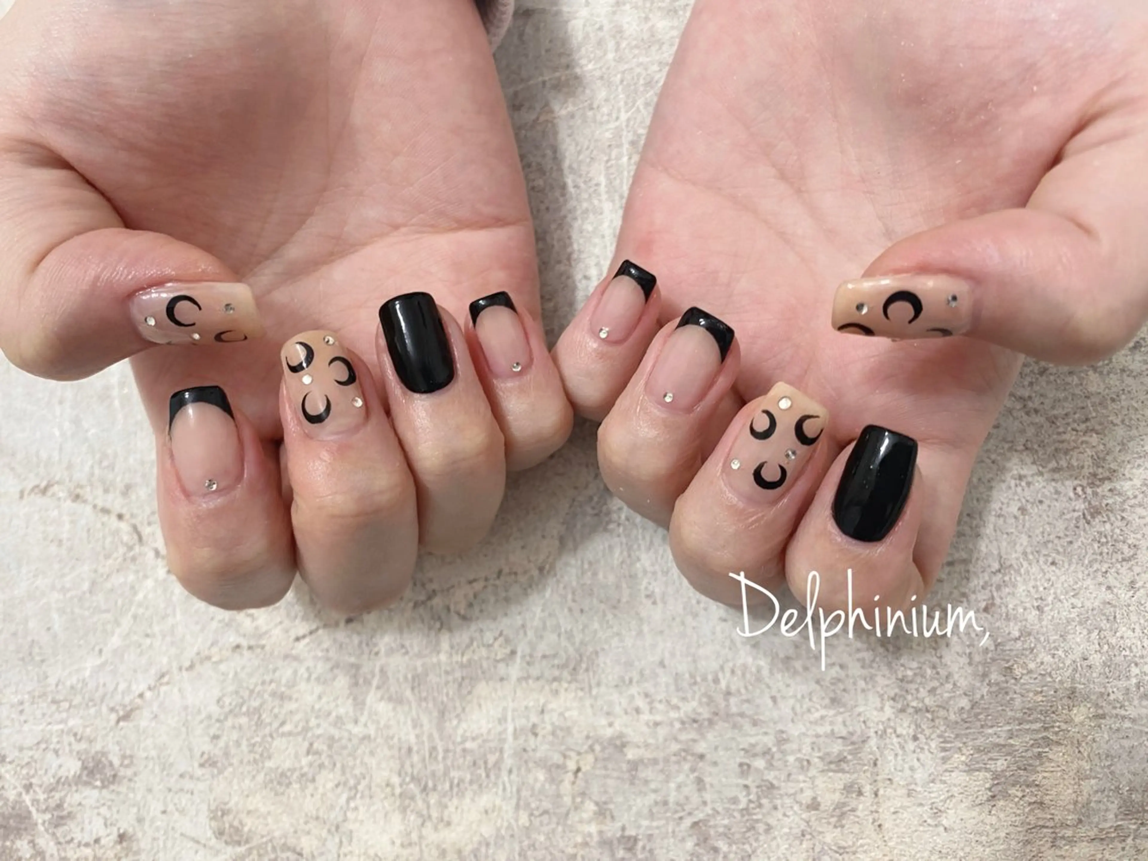 ネイル アートネイル ハンドネイル 岡本 友恵のネイルデザイン