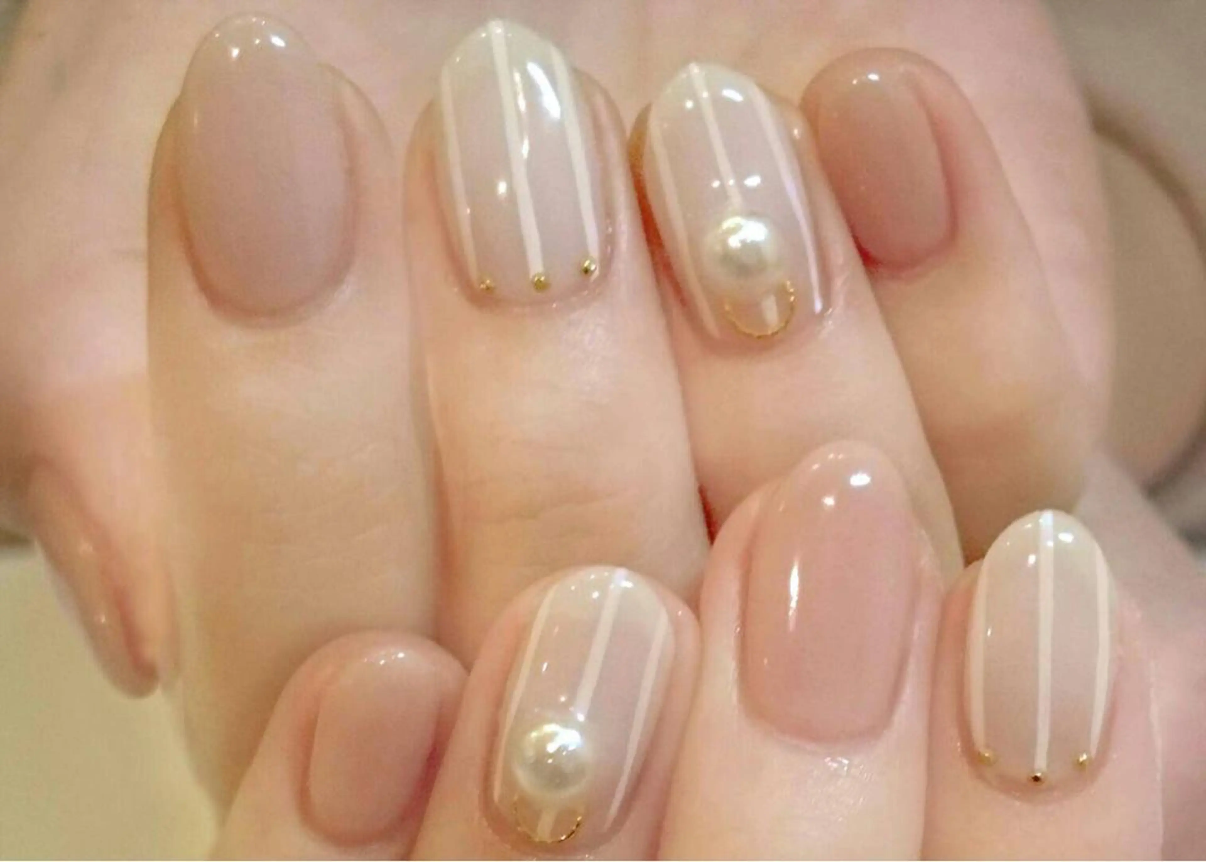 ネイル ネイル＆フラワーサロン〜Ri✦hiro〜鳥栖店所属・HIRATA RIEのネイルデザイン