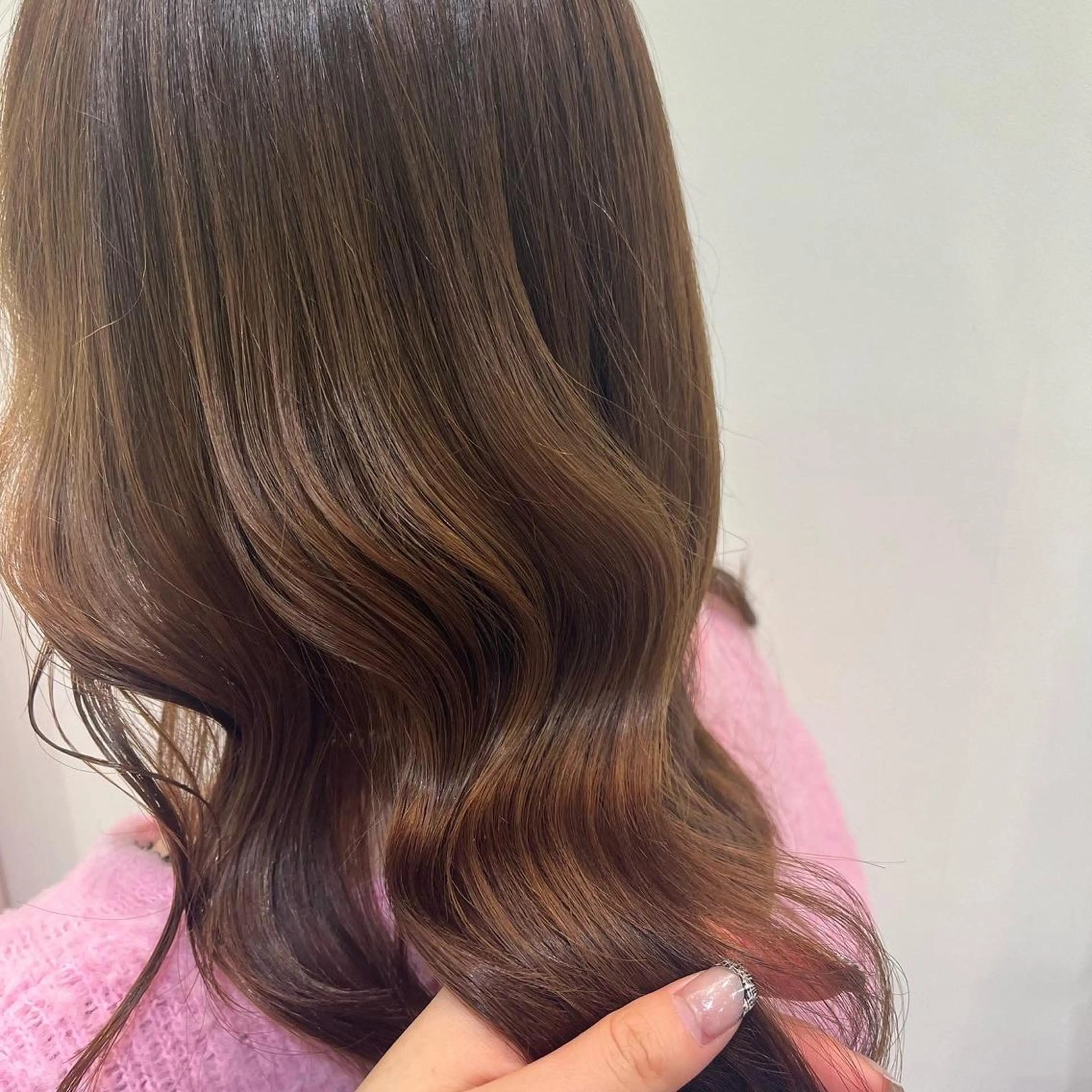 セミロング トリートメント 🎀tomoka /透明感カラー🎀のヘアスタイル