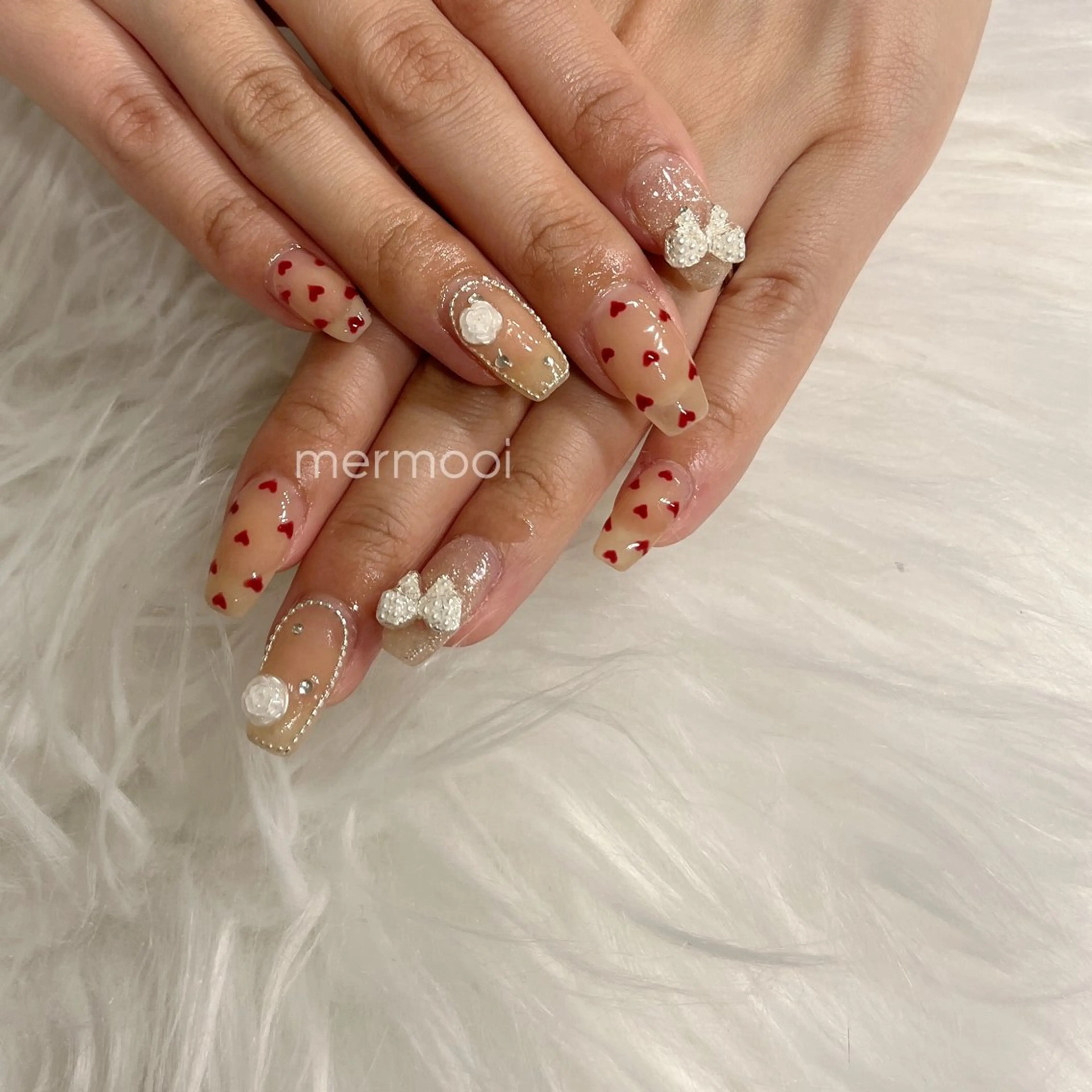 ネイル ハート 韓国ネイル リボン ワンホンネイル ハンドネイル melu所属・melu yukikoのネイルデザイン