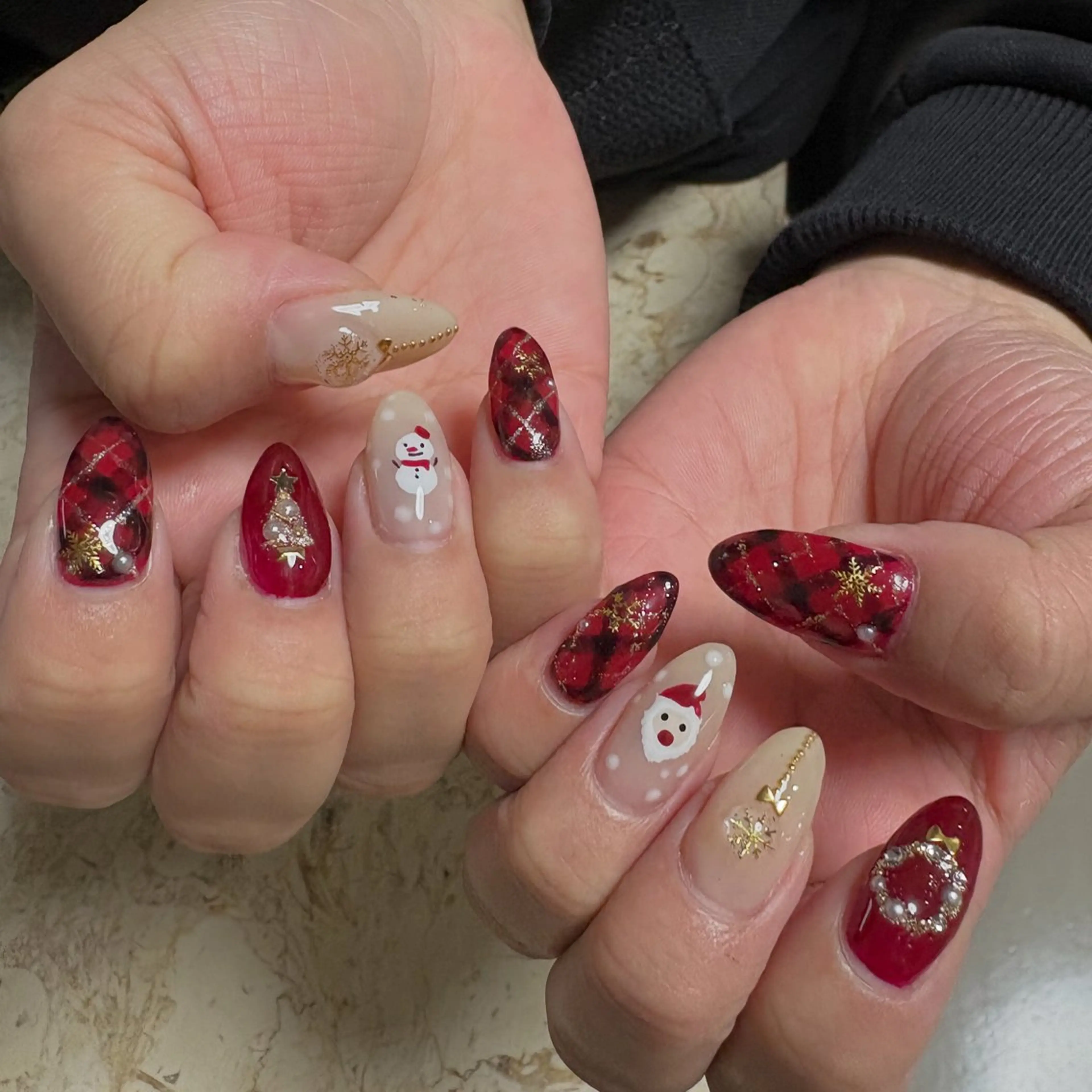 ネイル 冬ネイル クリスマス ハンドネイル mieux YUKoのネイルデザイン