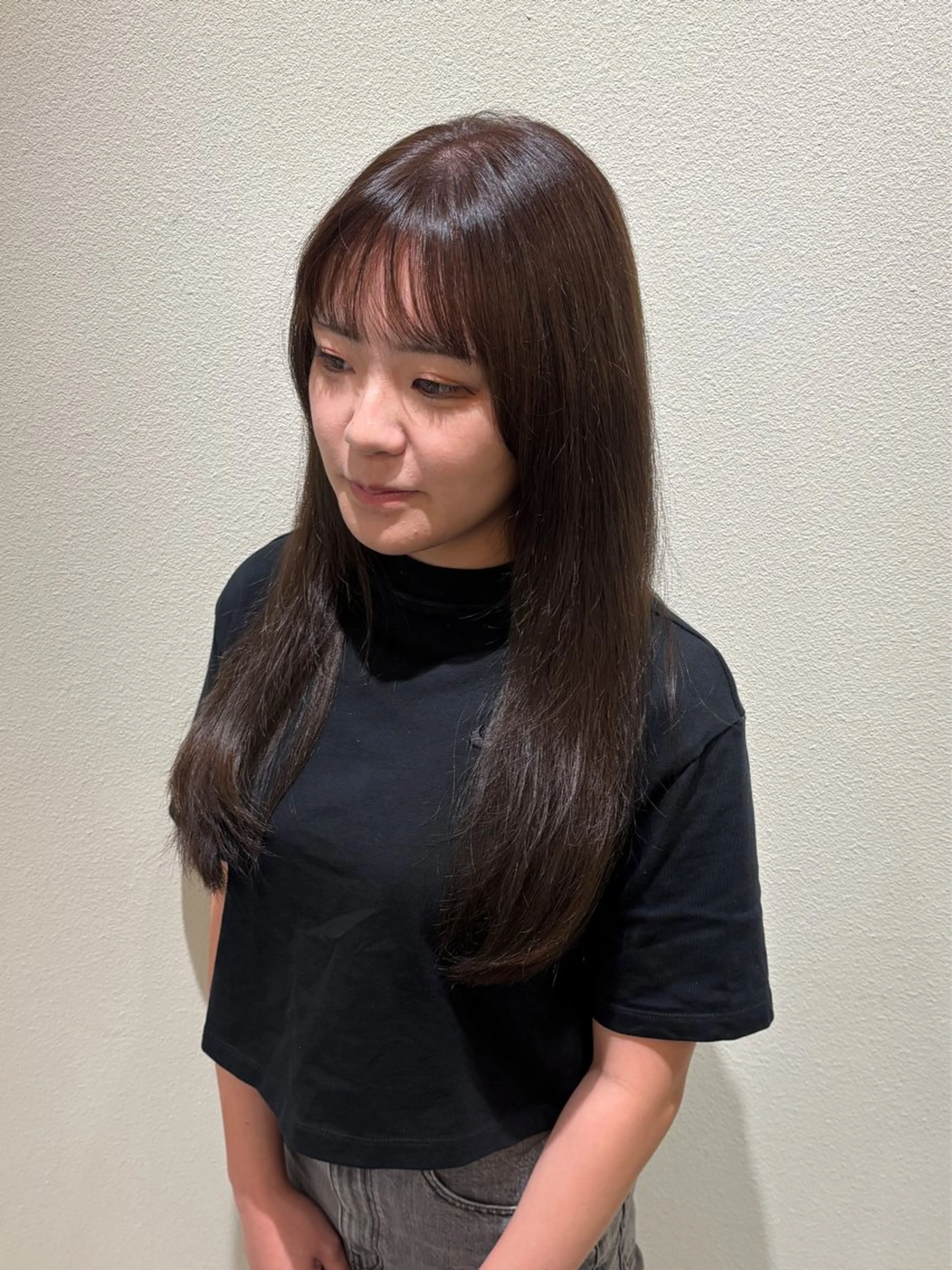 カラー ヘアカラー 三ヶ尻 知夏のヘアスタイル