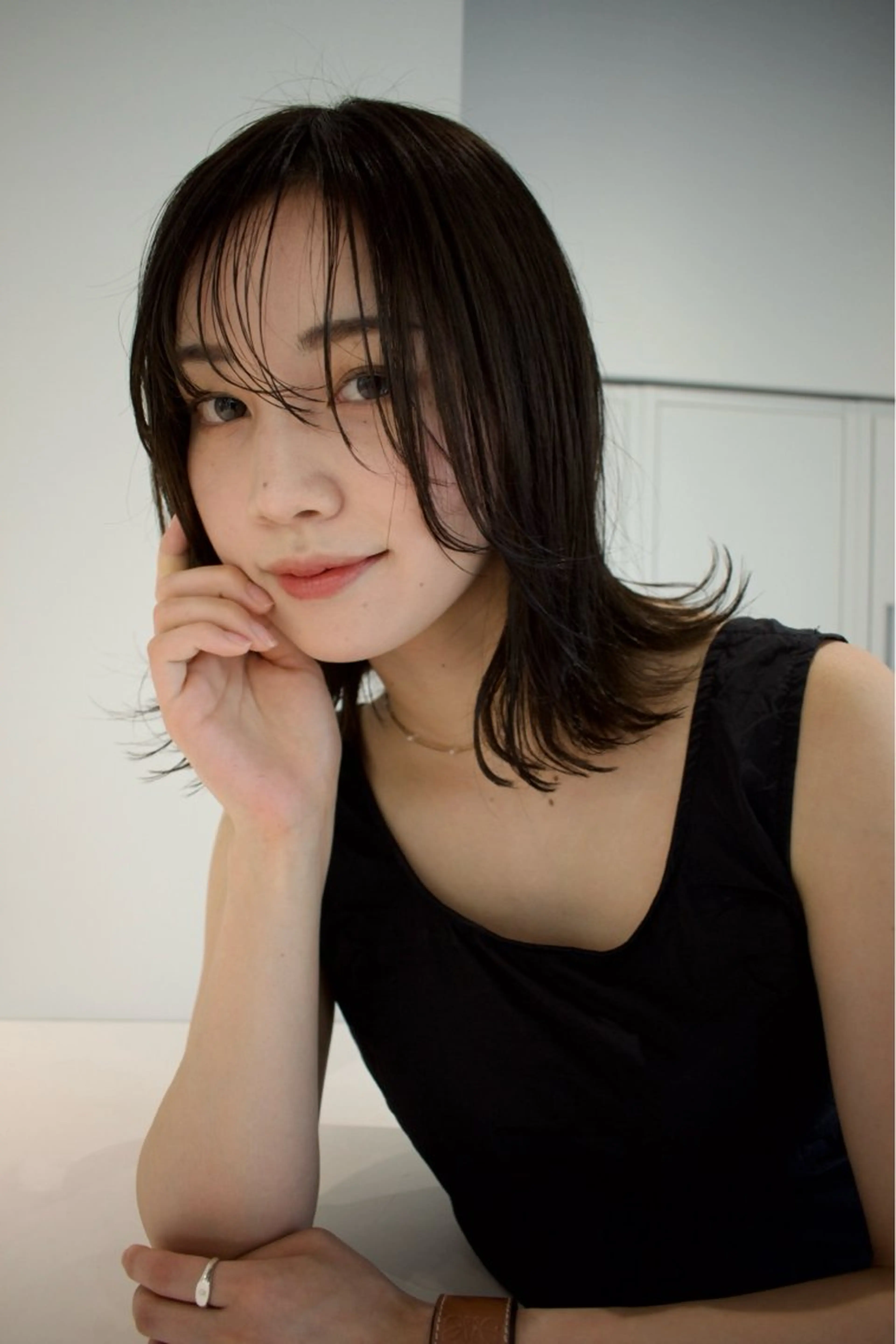 ミディアム カット 山中 束真のヘアスタイル