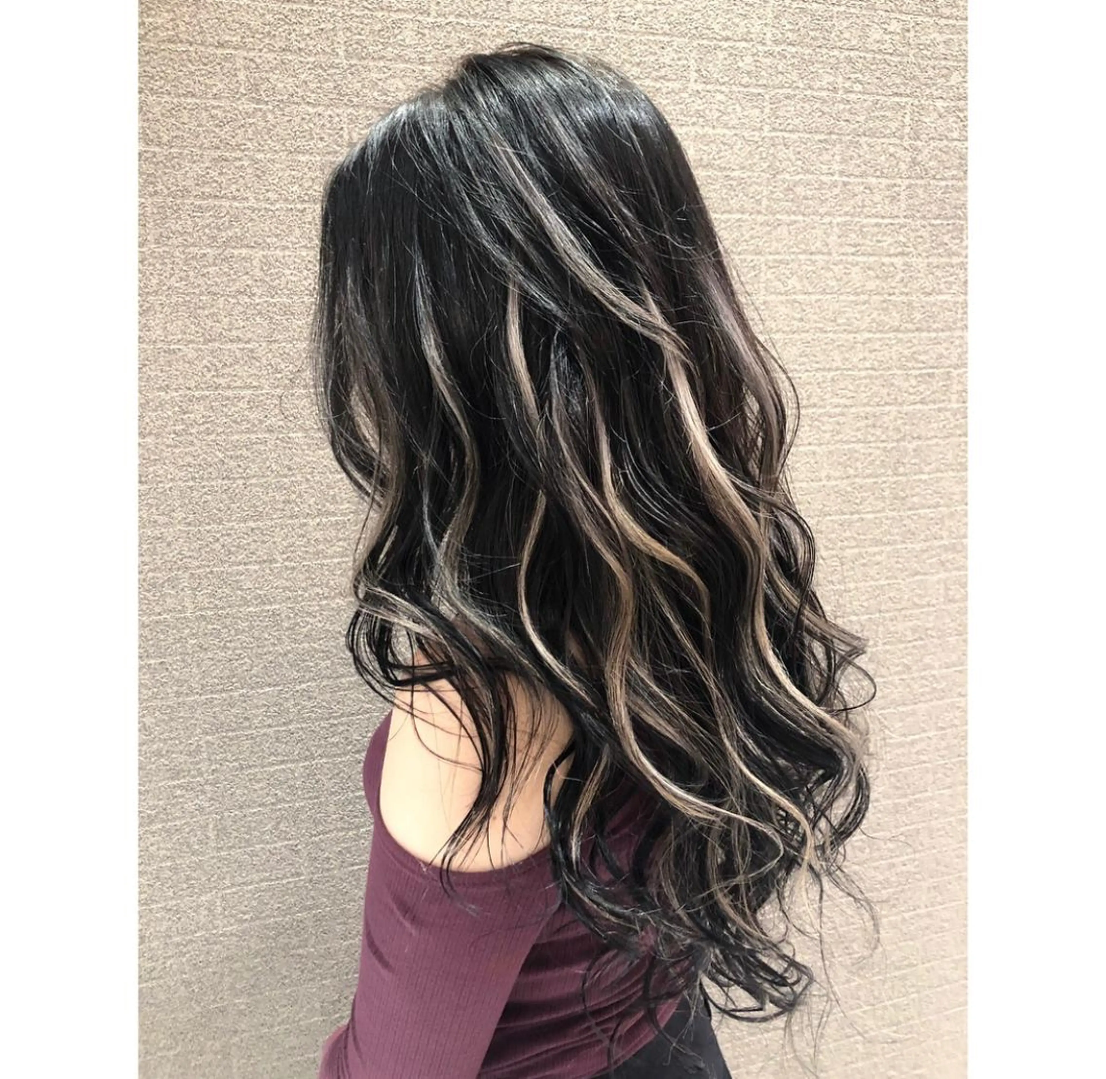 ロング カラー ヘアアレンジ バレイヤージュ デザインカラー グラデーションカラー ハイライトカラー ハイトーンカラー アンドウ ユウ/ レイヤーカット/韓国のヘアスタイル