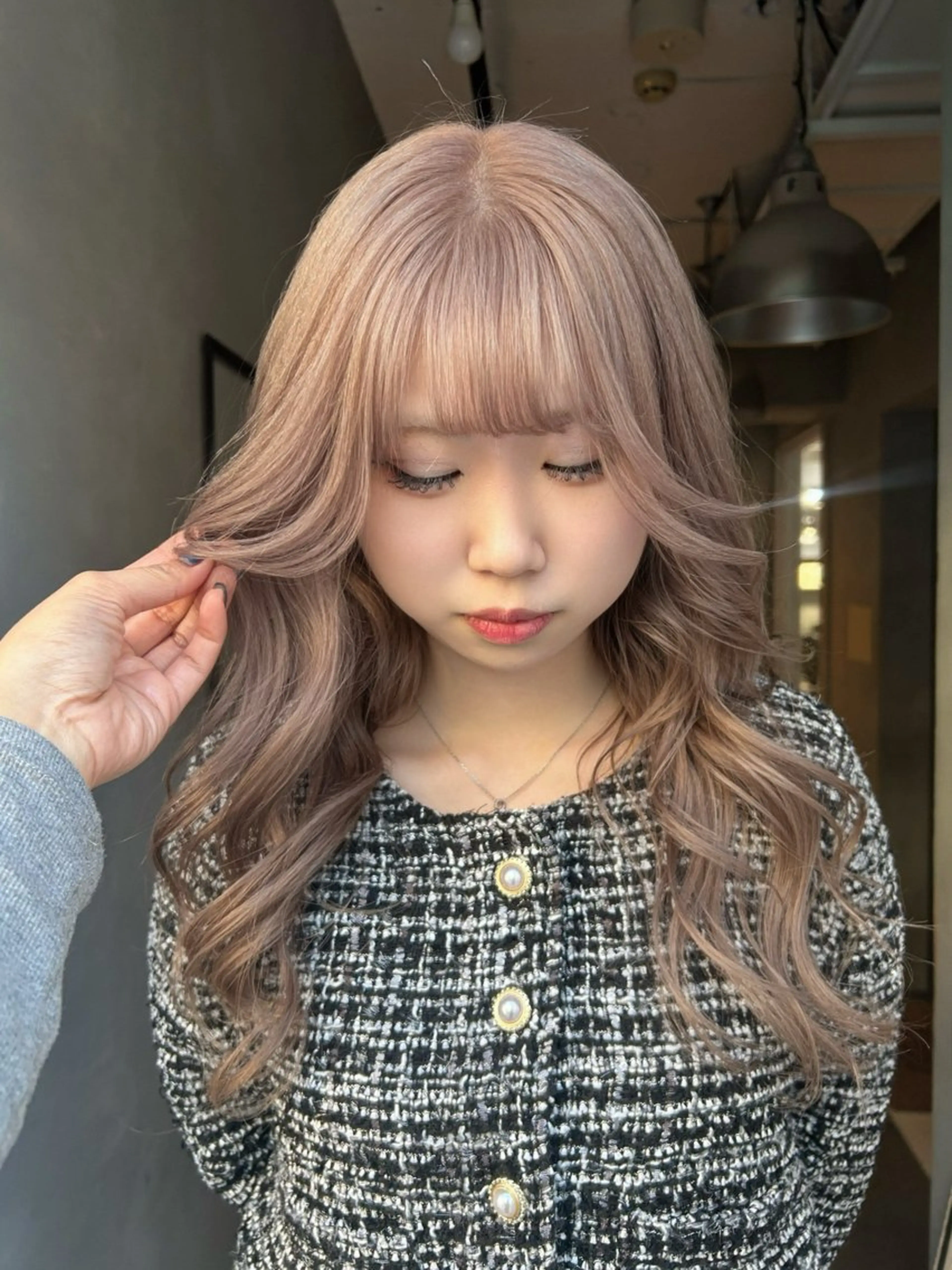 【🎀ケアトリプルカラー🎀】ペール系、ホワイト系のハイトーンカラーの方にオススメ💁🏼‍♀️✨ケア材付き✨の写真