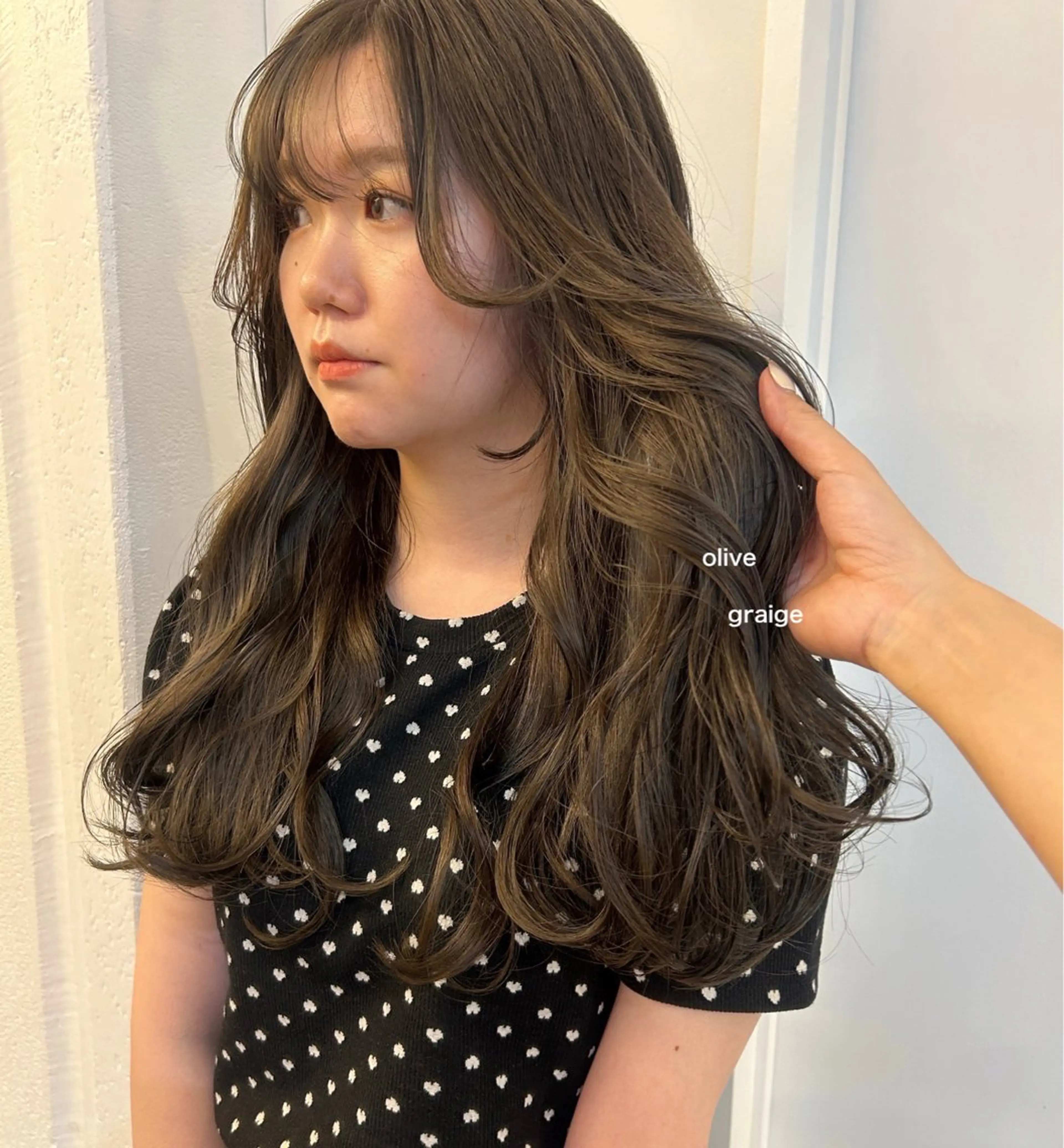 ロング レイヤーカット/ 透明感カラーmikuのヘアスタイル