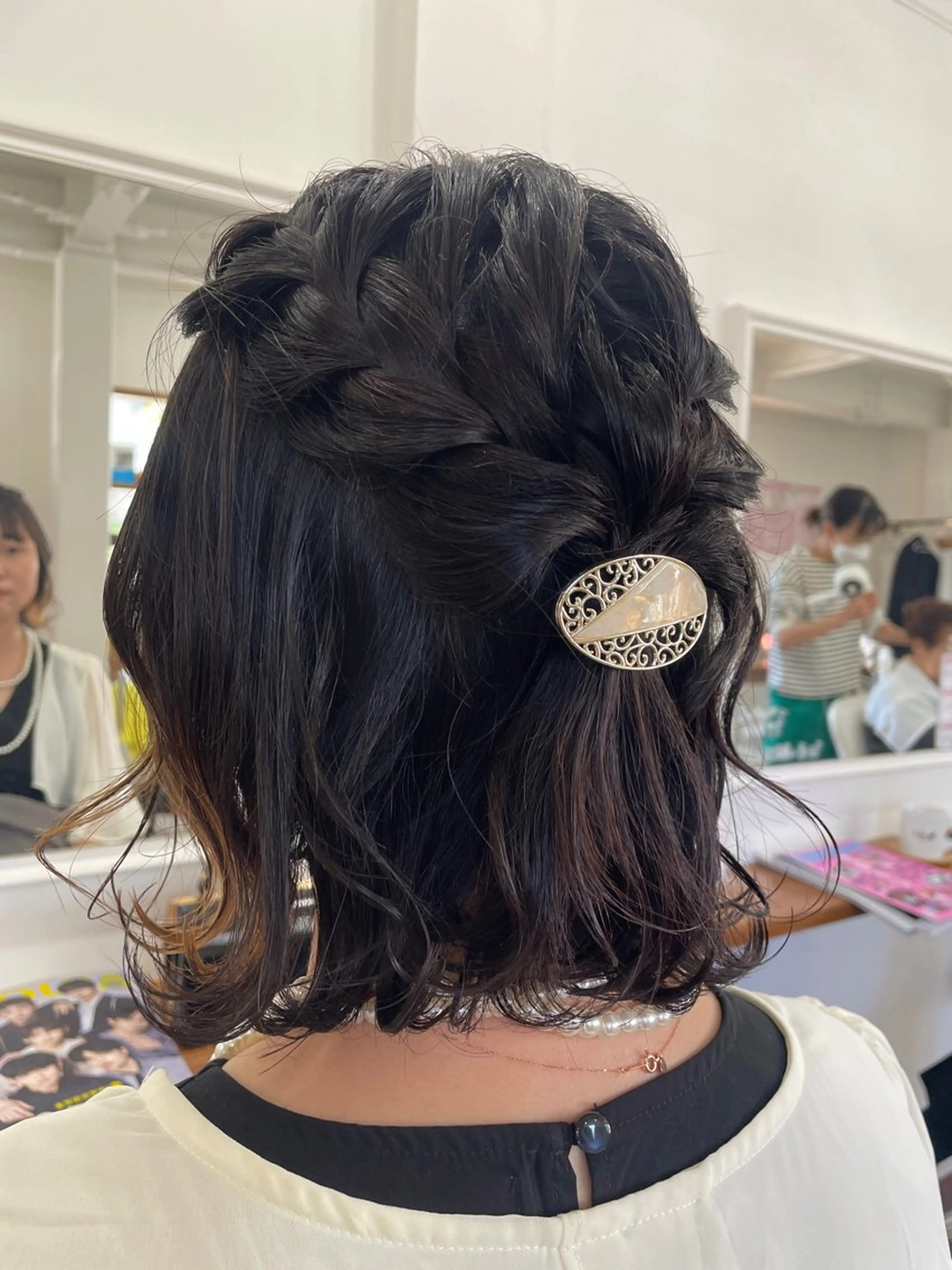 ミディアム ヘアセット 塔崎 りこのヘアスタイル