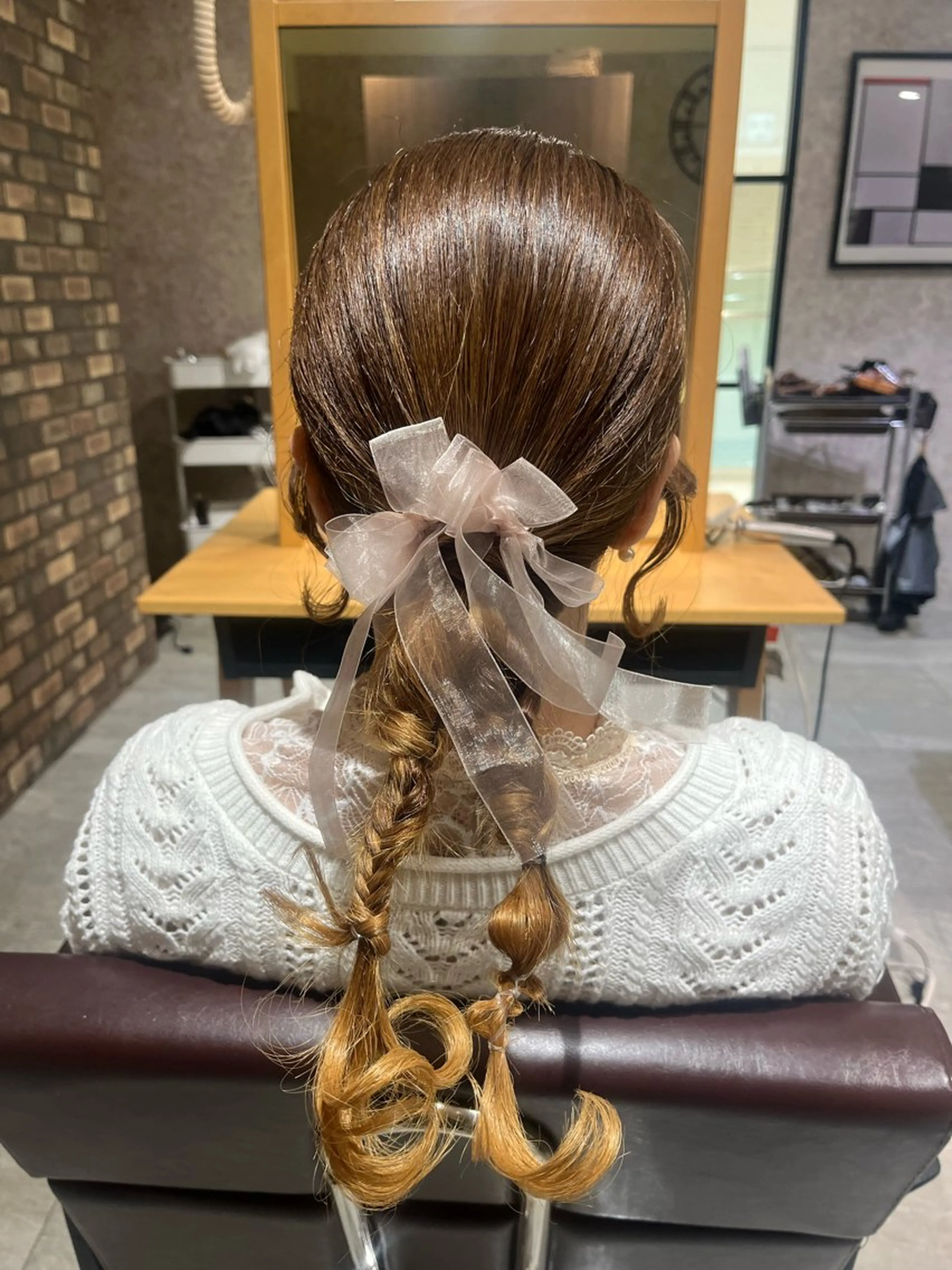 セミロング ヘアセット TERRACE ABENO所属・阿部 玲奈のヘアスタイル