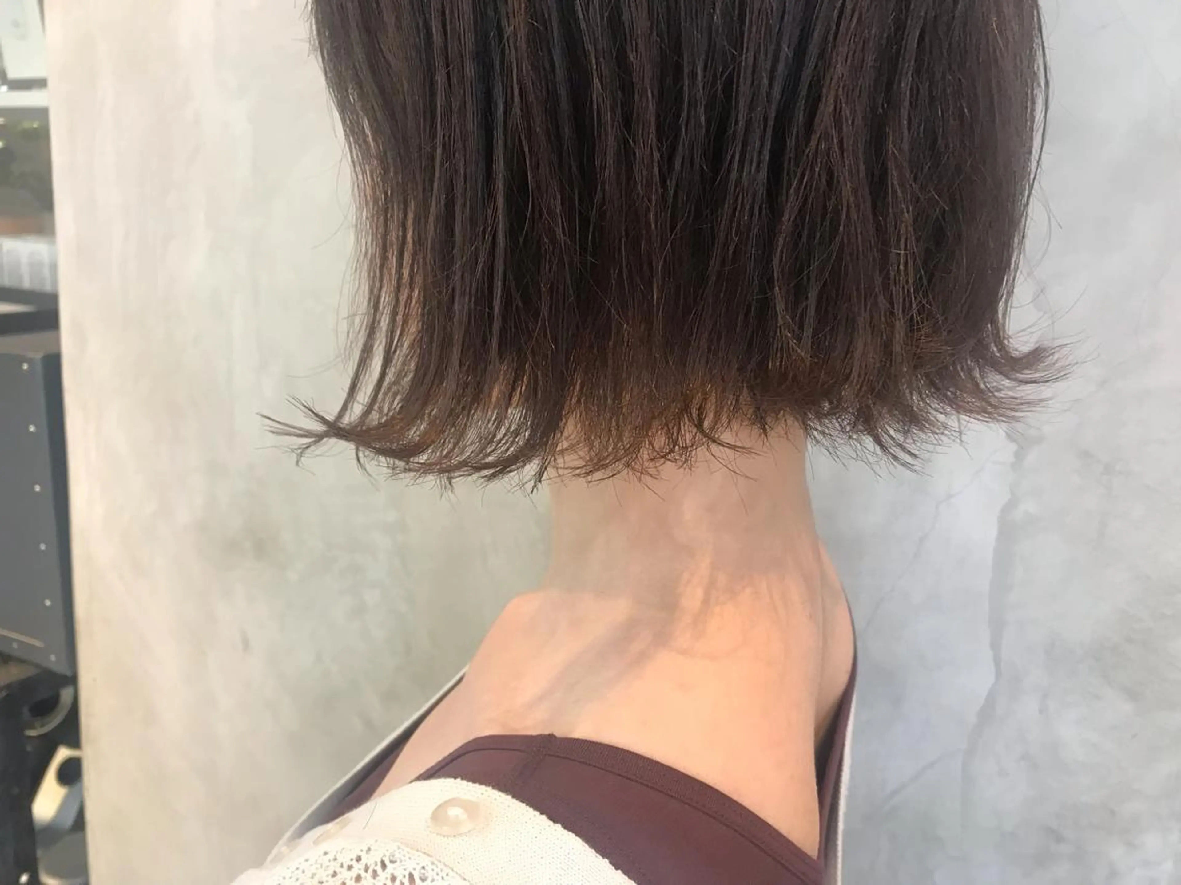 ショート カラー ヘアアレンジ 切りっぱなしボブ ベージュカラー ミルクティーベージュ ボブ stylist/蛯谷 珠里のヘアスタイル