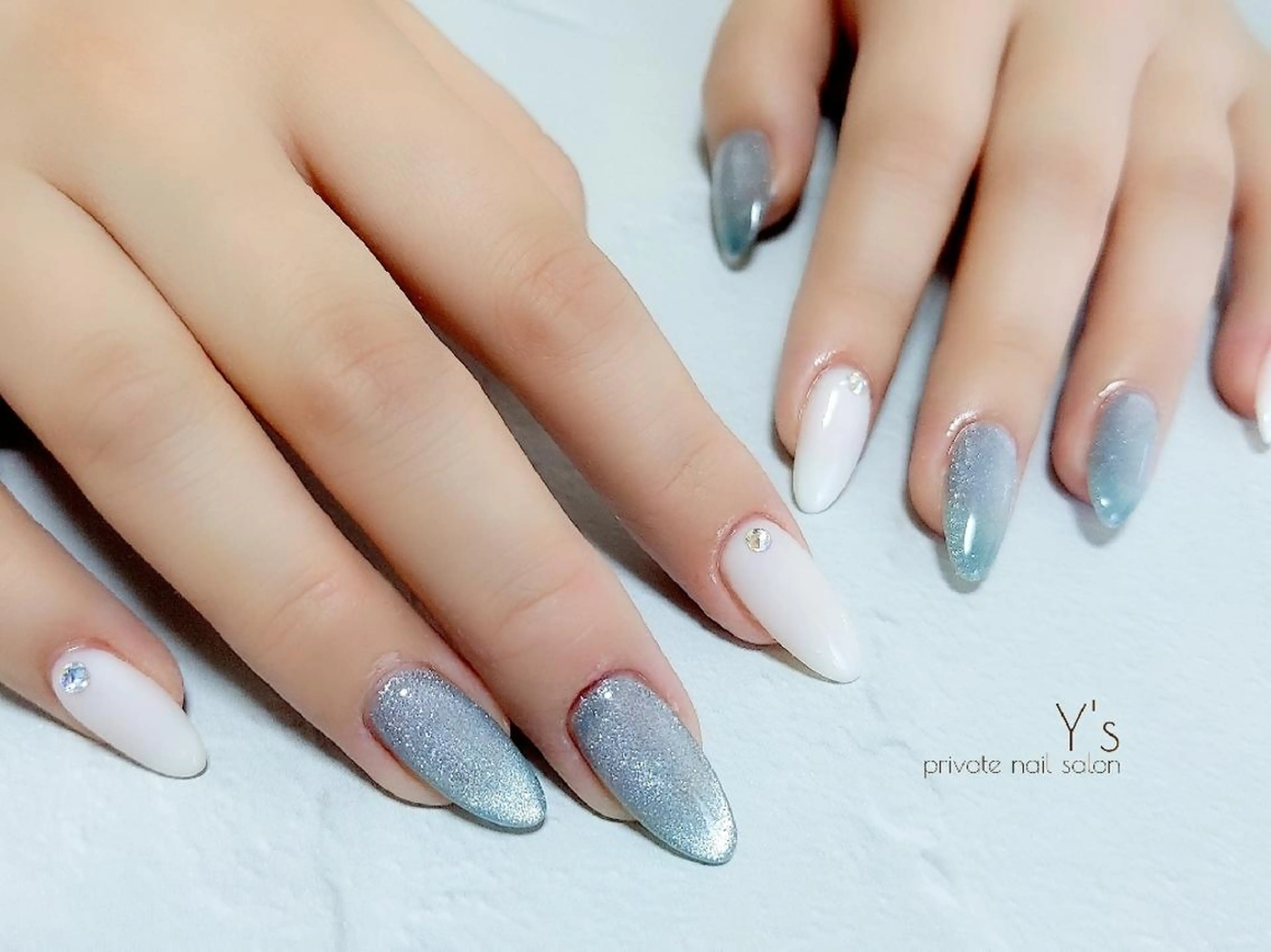 ネイル ハンドネイル YUMI NAGAI  のネイルデザイン