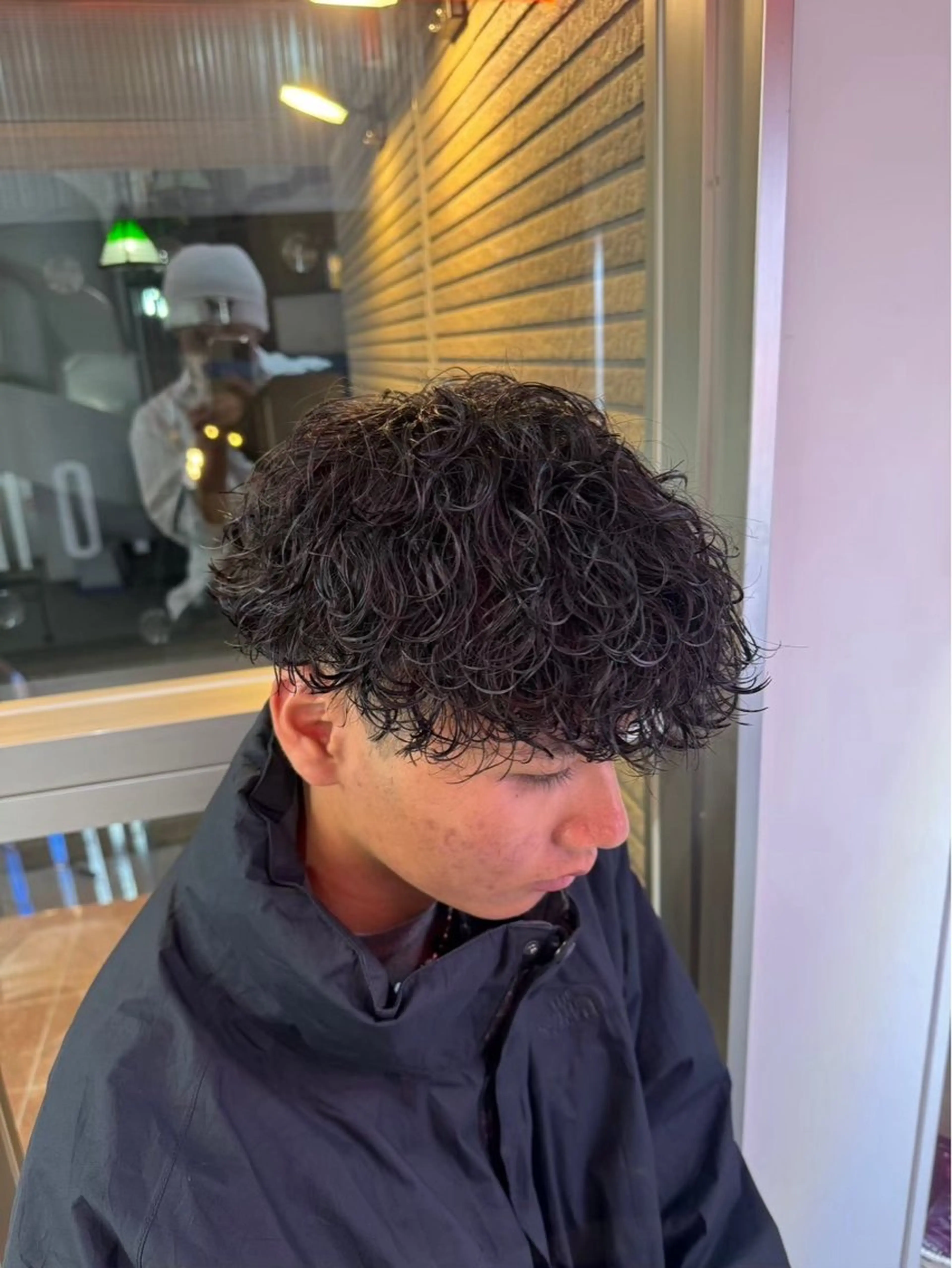 ミディアム カラー パーマ メンズ カット ヘアセット メンズパーマ特化 🔥韓国ヘア職人🔥のヘアスタイル