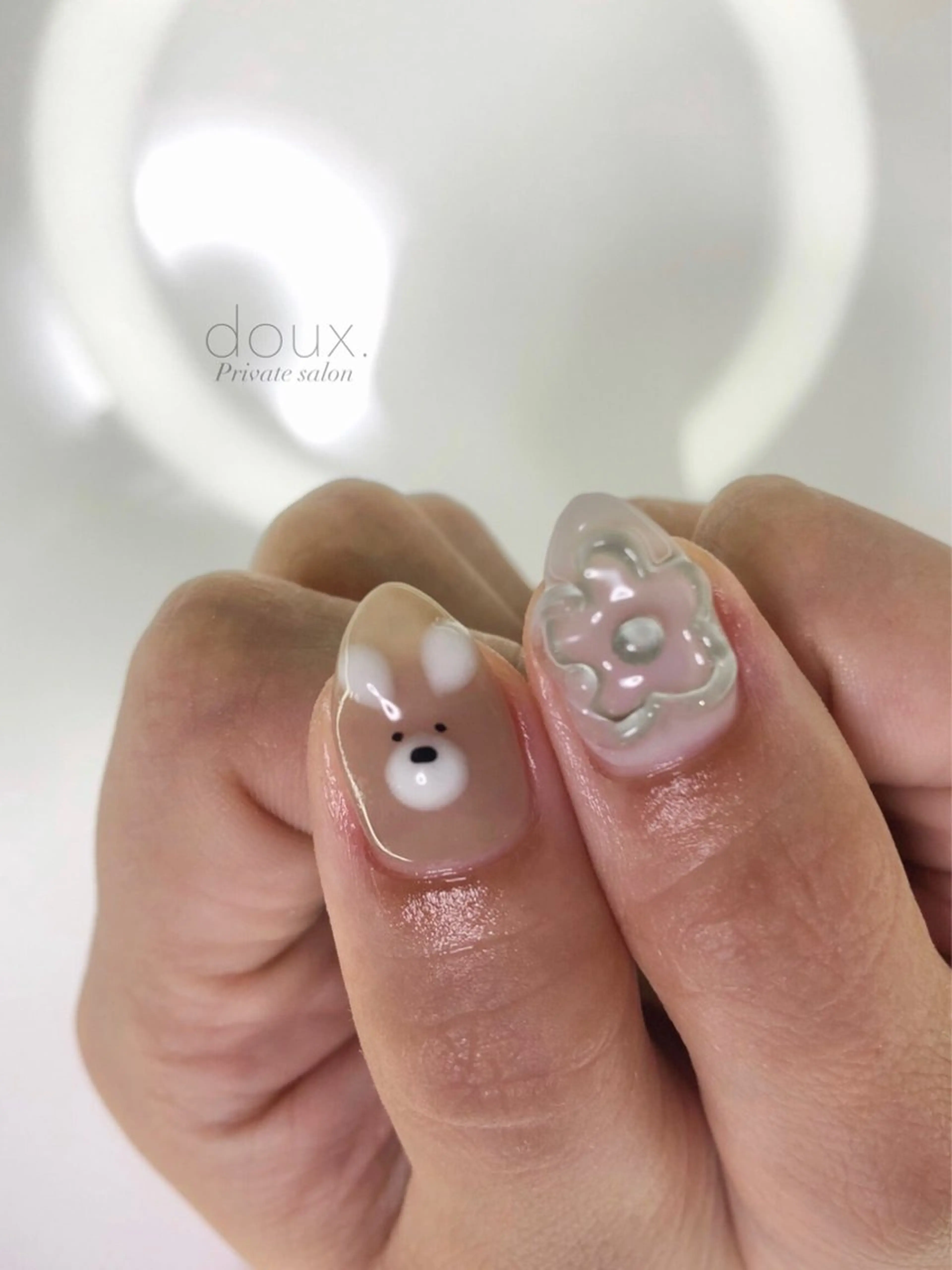 ネイル 氷ネイル・うるうるネイル 韓国ネイル マグネットネイル 持ち込み ぷっくりネイル ハンドネイル doux. nailのネイルデザイン