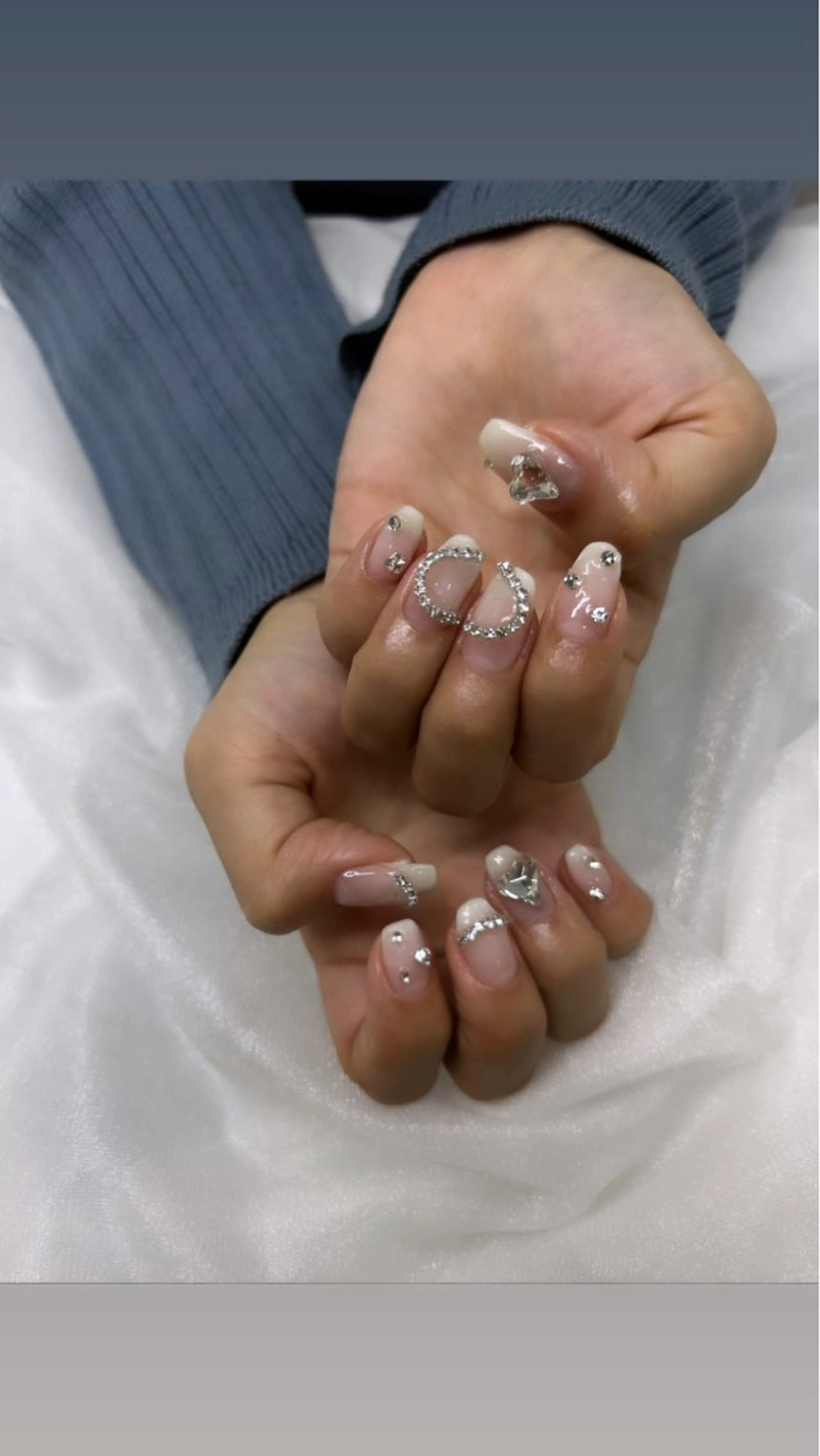 ネイル ホワイト 加藤 楓子のネイルデザイン