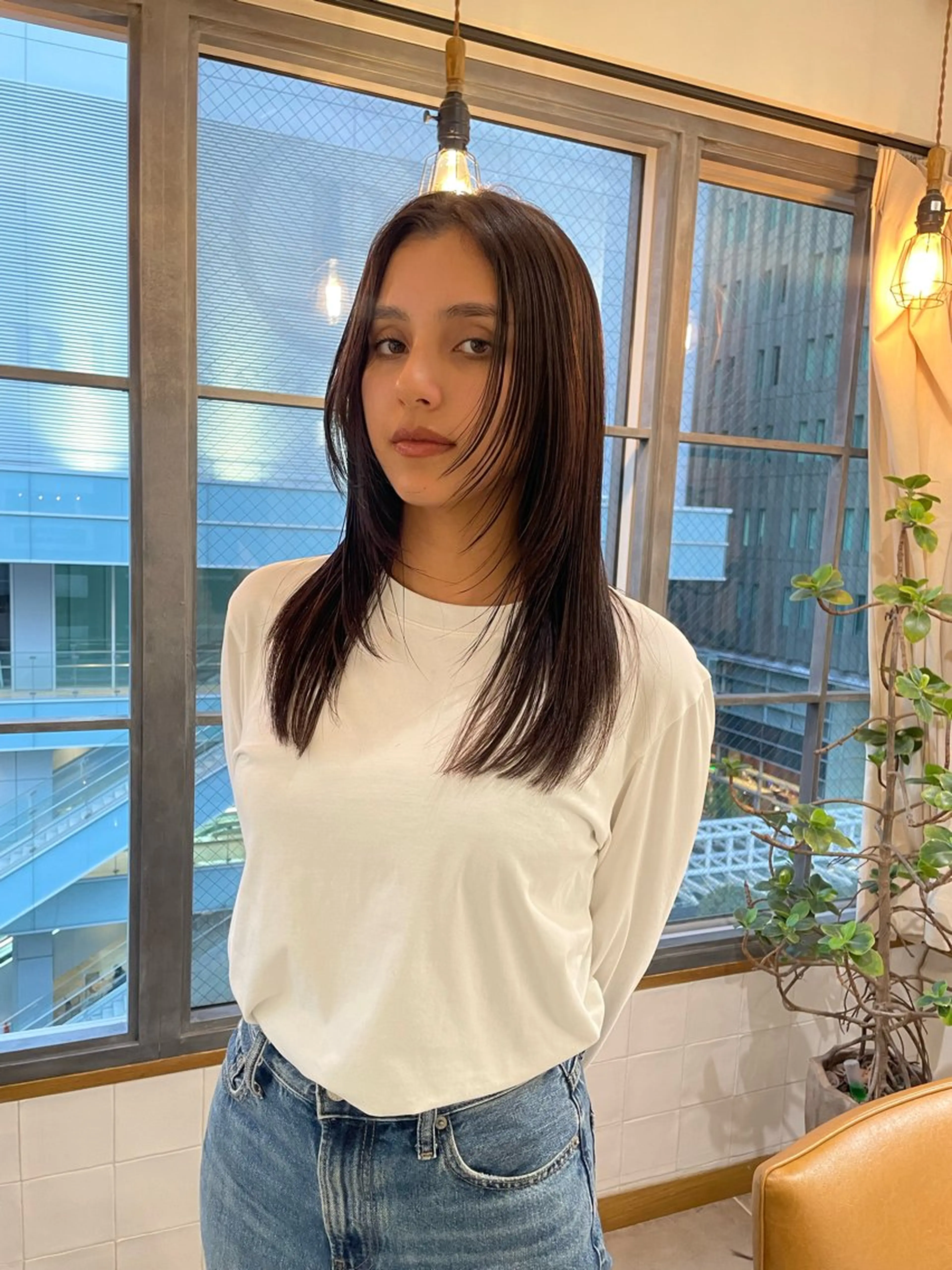 セミロング LOREN/ miuのヘアスタイル