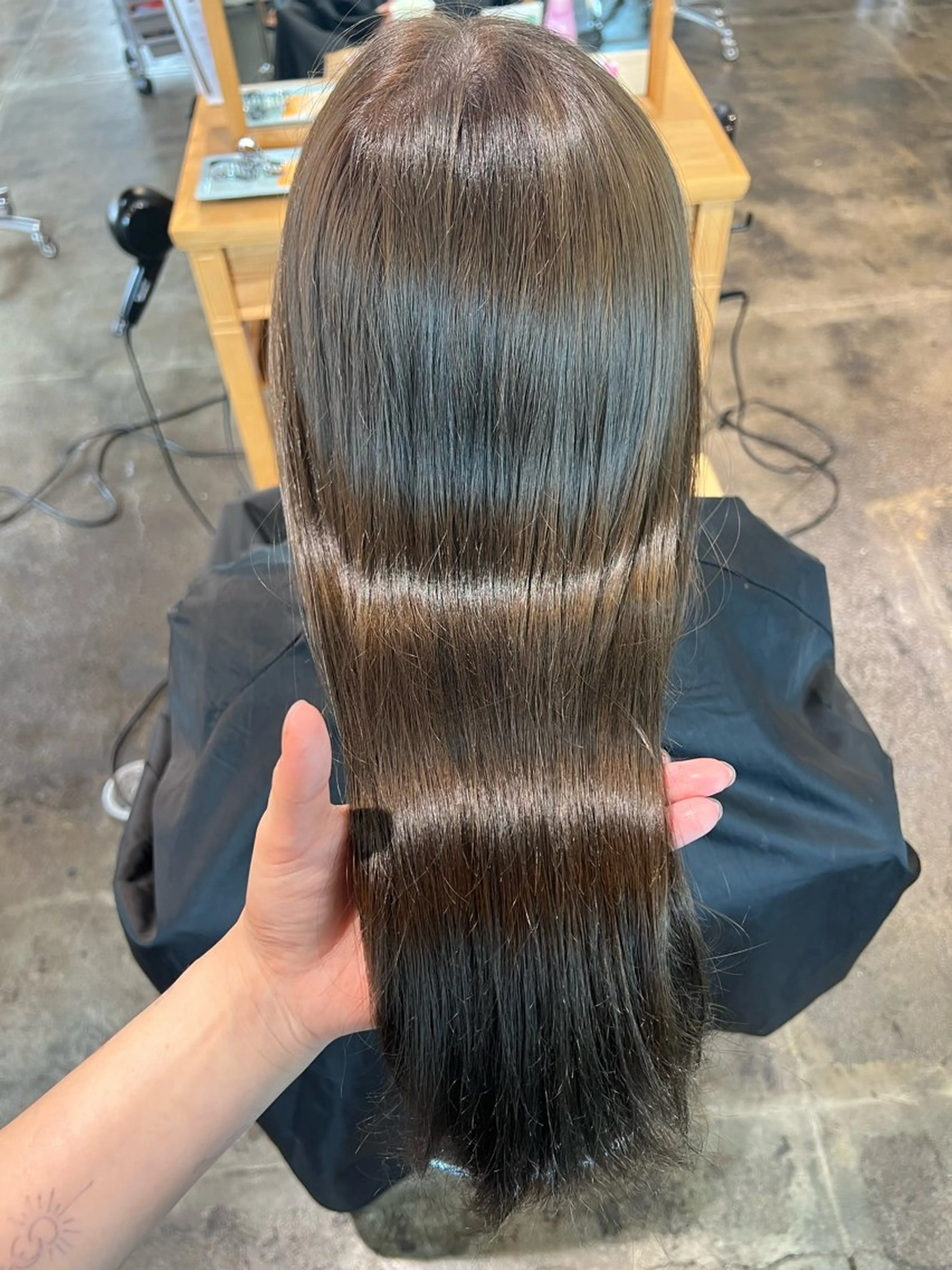 髪質改善カラー➕カットの写真